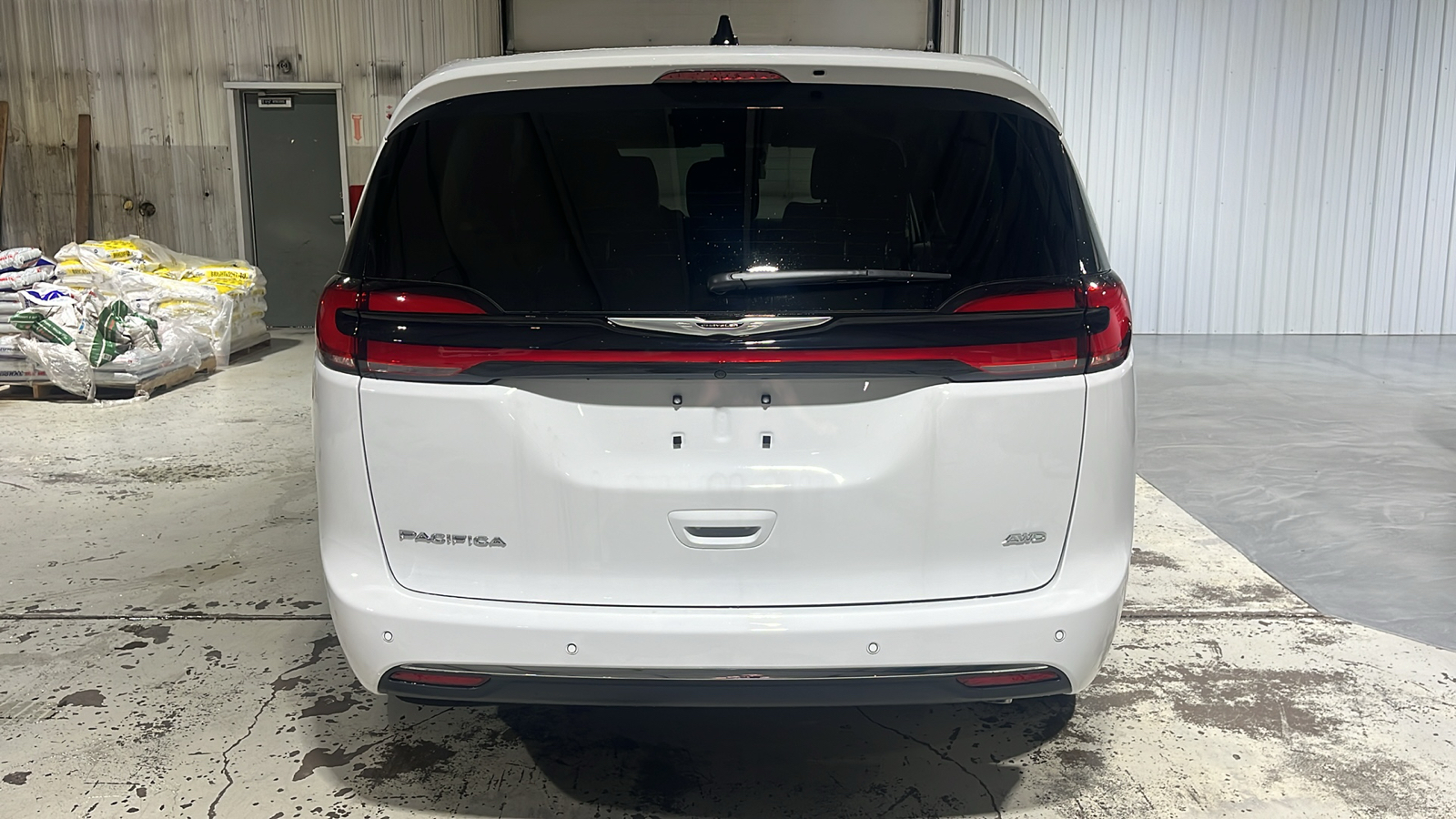 2024 CHRYSLER Pacifica Touring L 4