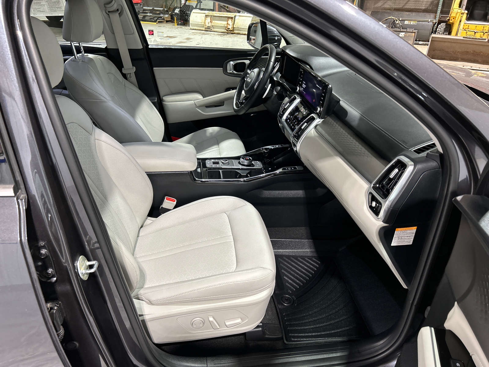 2024 Kia Sorento Plug-in Hybrid SX Prestige 23