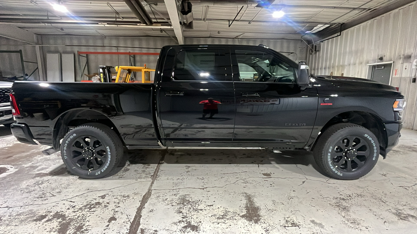 2024 RAM 3500 Laramie 6