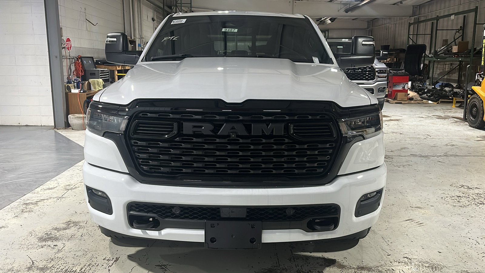 2025 RAM 1500 Big Horn/Lone Star 8