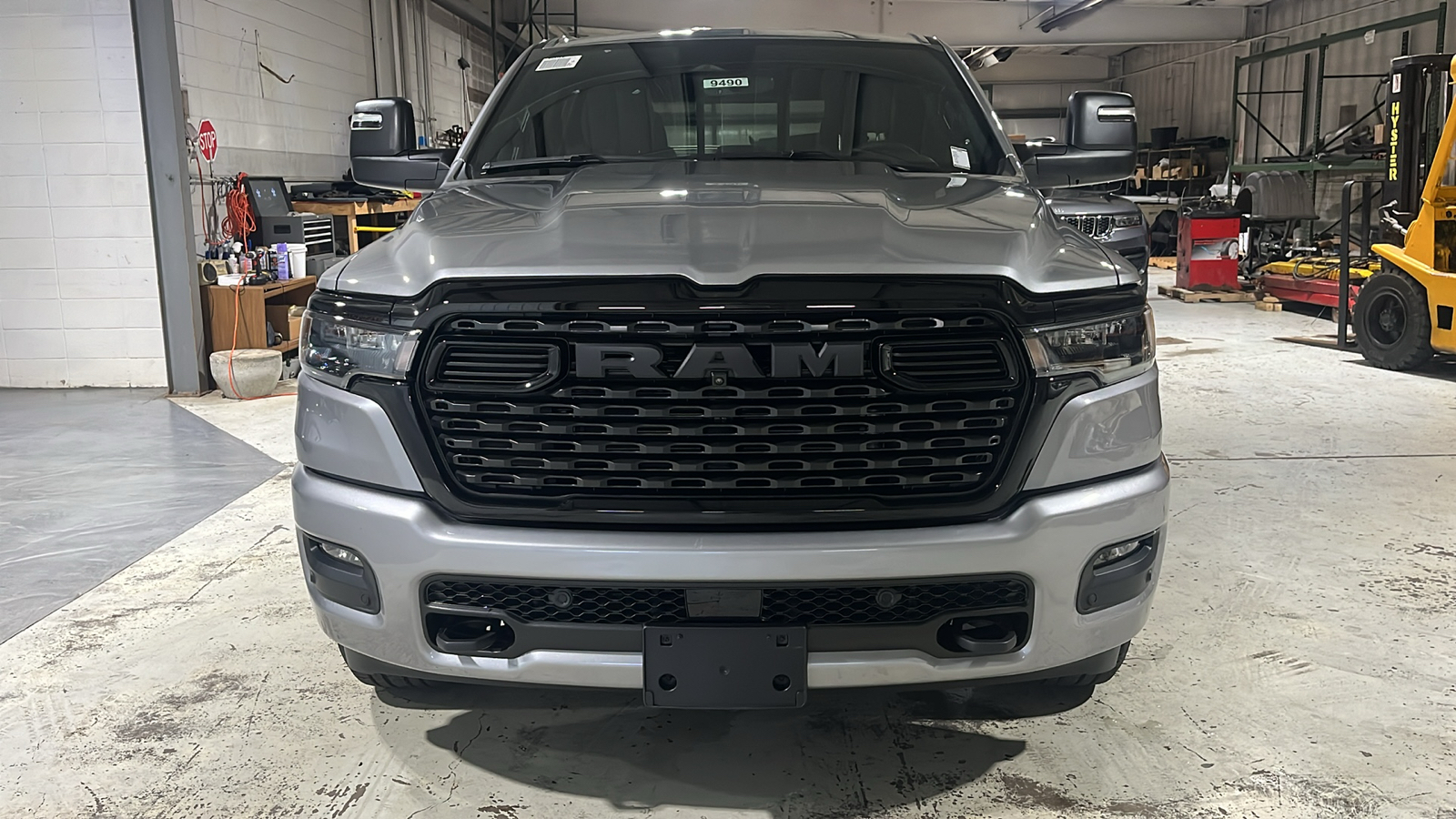 2025 RAM 1500 Big Horn/Lone Star 8