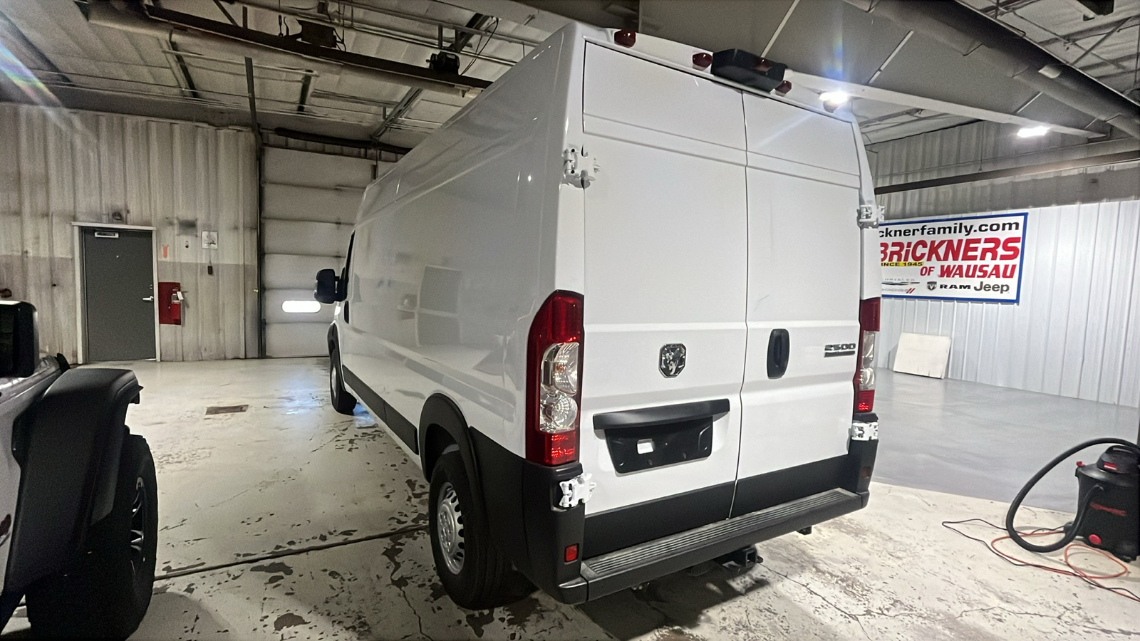 2024 Ram ProMaster 2500 Tradesman 3