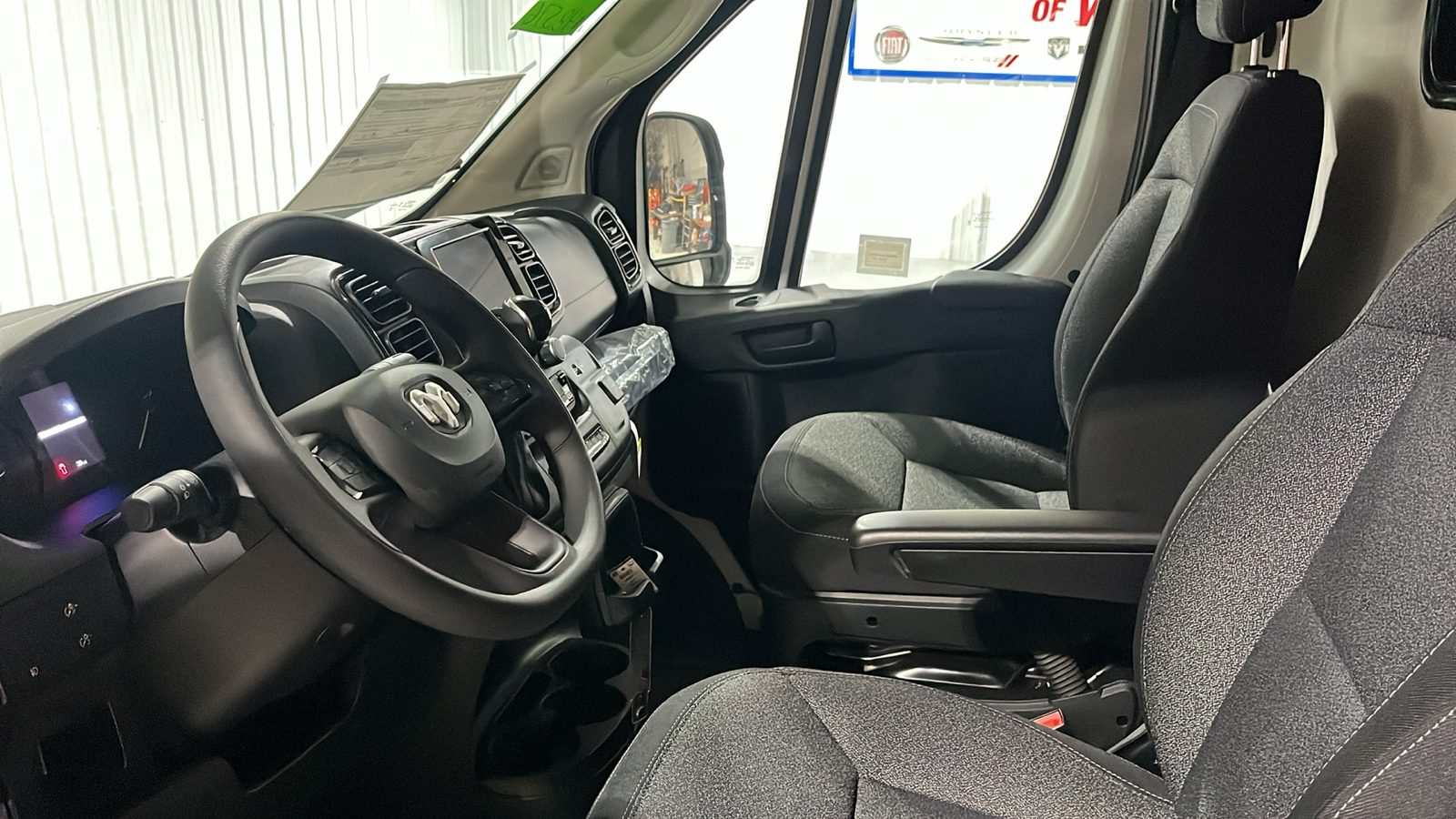 2024 Ram ProMaster 2500 Tradesman 12