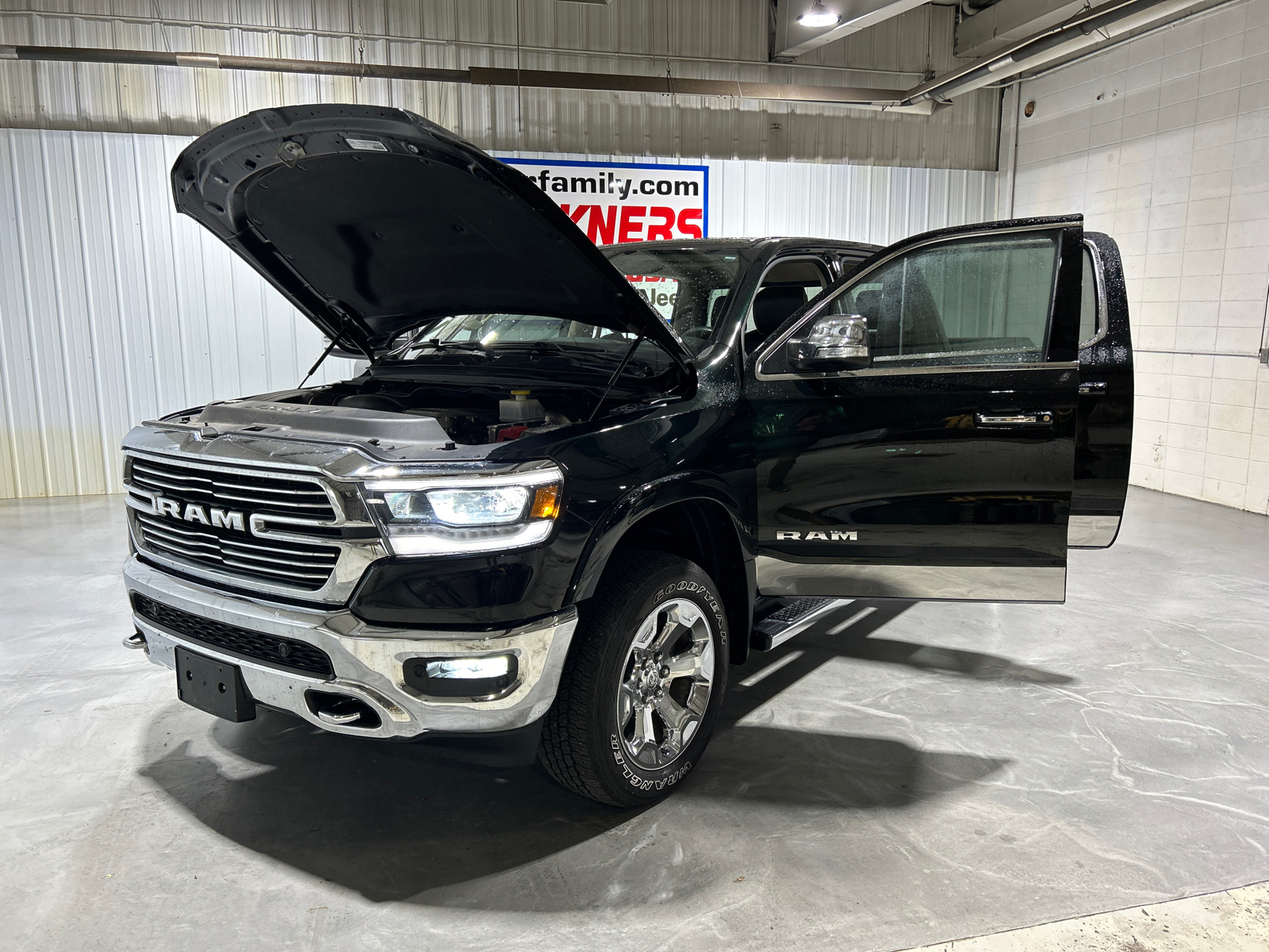 2019 Ram 1500 Laramie 11