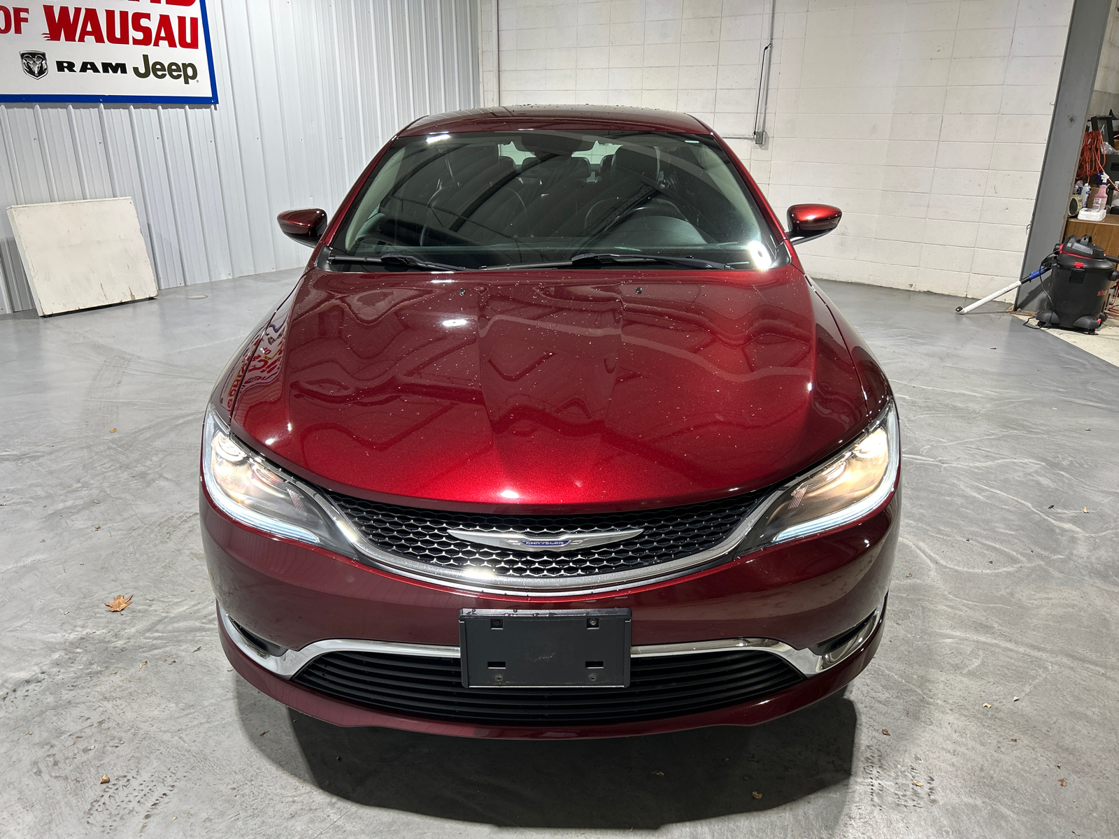 2016 Chrysler 200 Limited Platinum 8