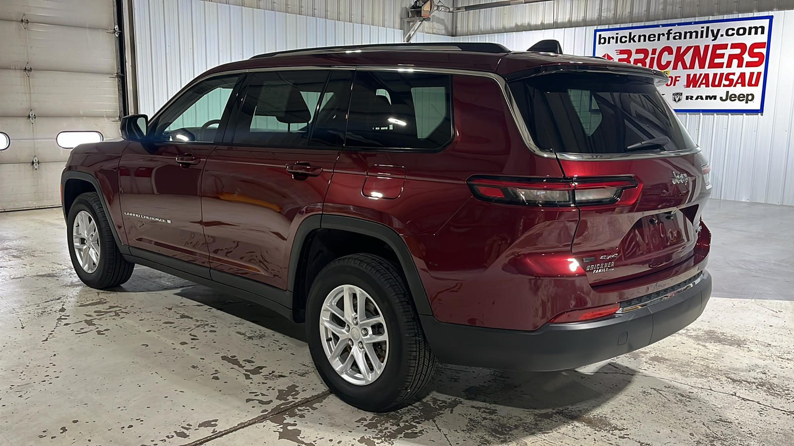 2023 Jeep Grand Cherokee L Laredo 3