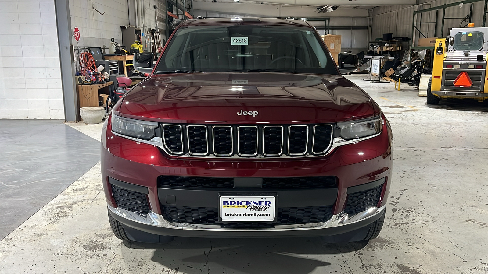 2023 Jeep Grand Cherokee L Laredo 8