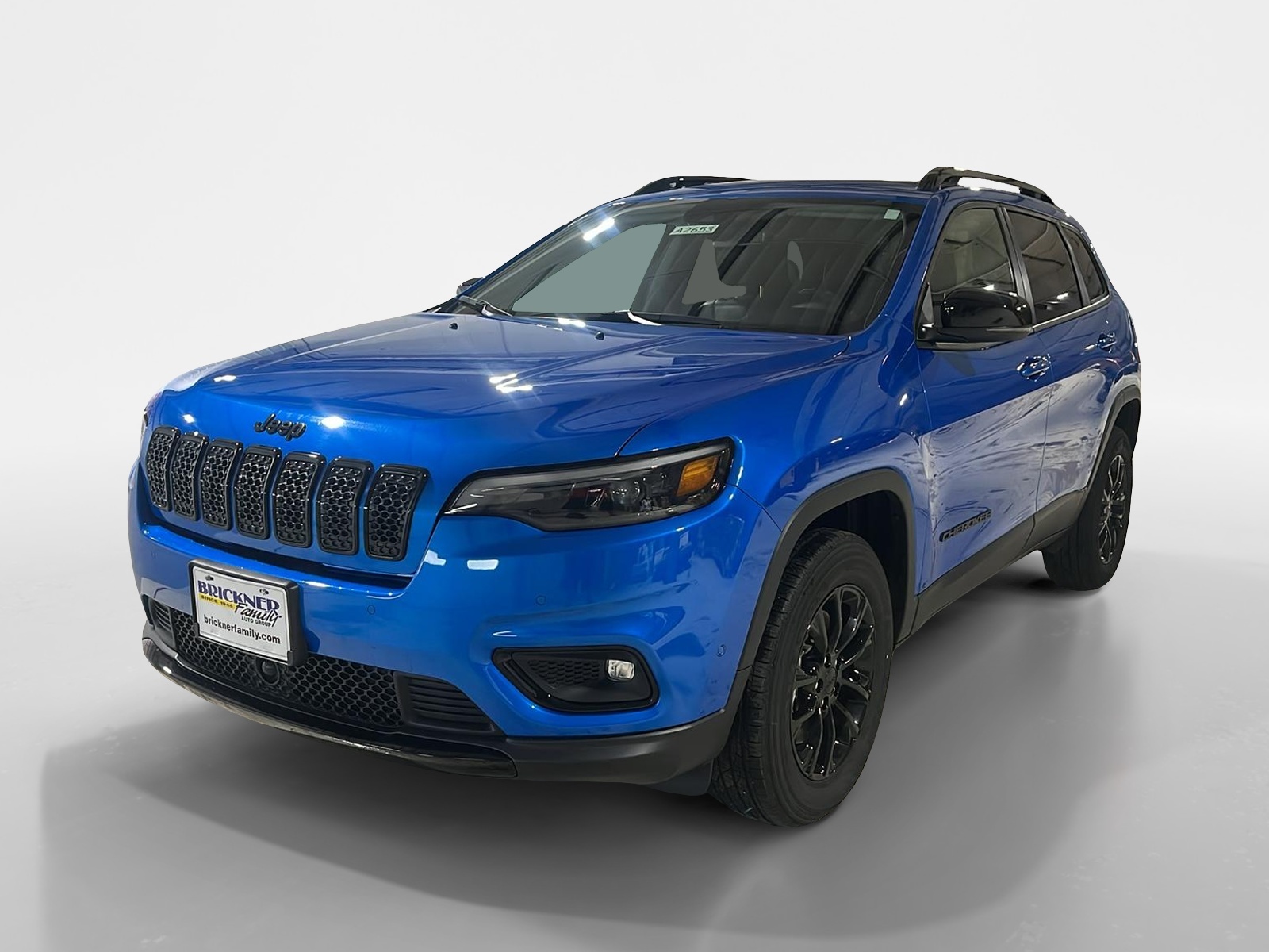 2023 Jeep Cherokee Altitude 1