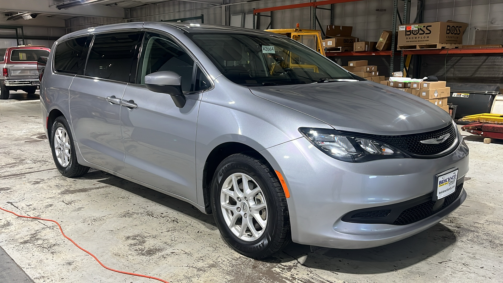 2021 Chrysler Voyager LX 7