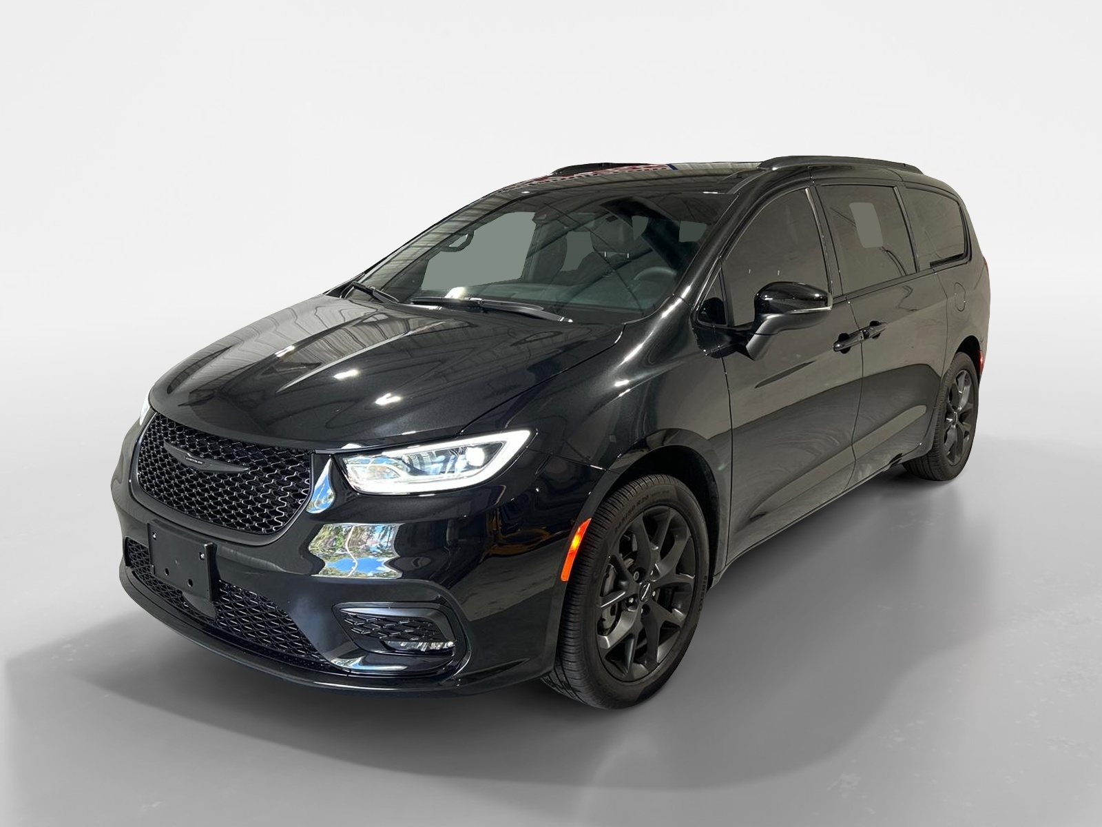 2023 Chrysler Pacifica Touring L 1