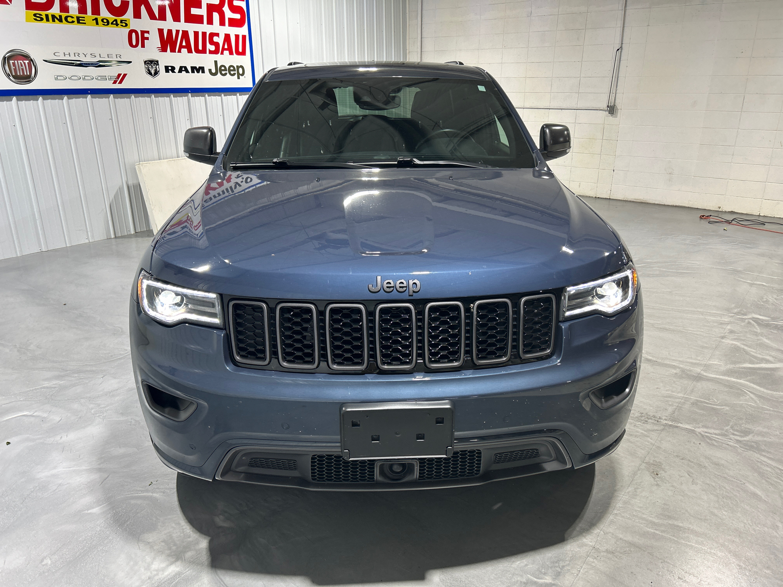 2021 Jeep Grand Cherokee 80th Anniversary 8