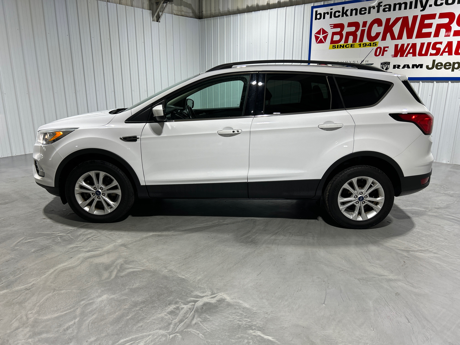 2019 Ford Escape SEL 2