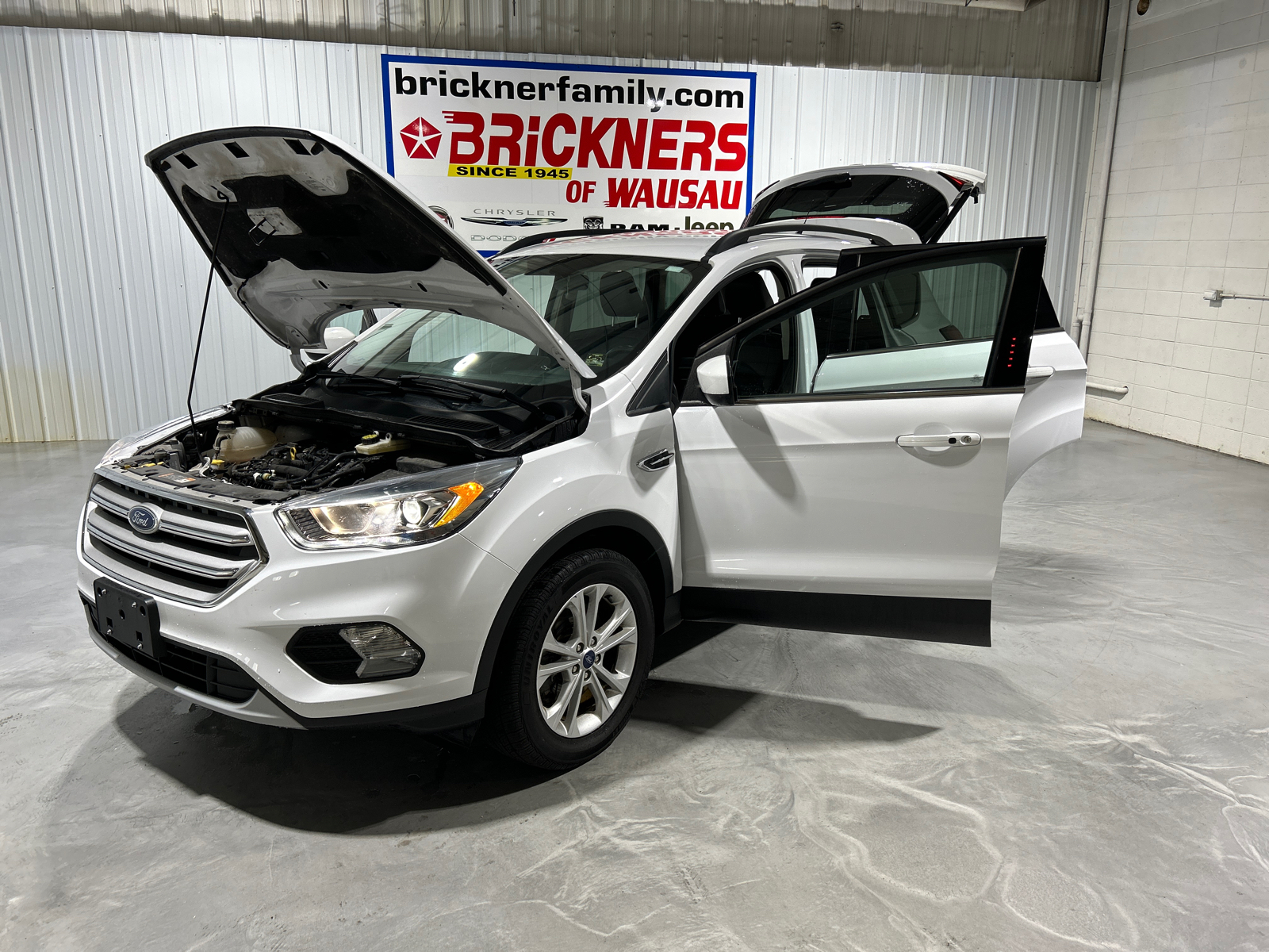 2019 Ford Escape SEL 10