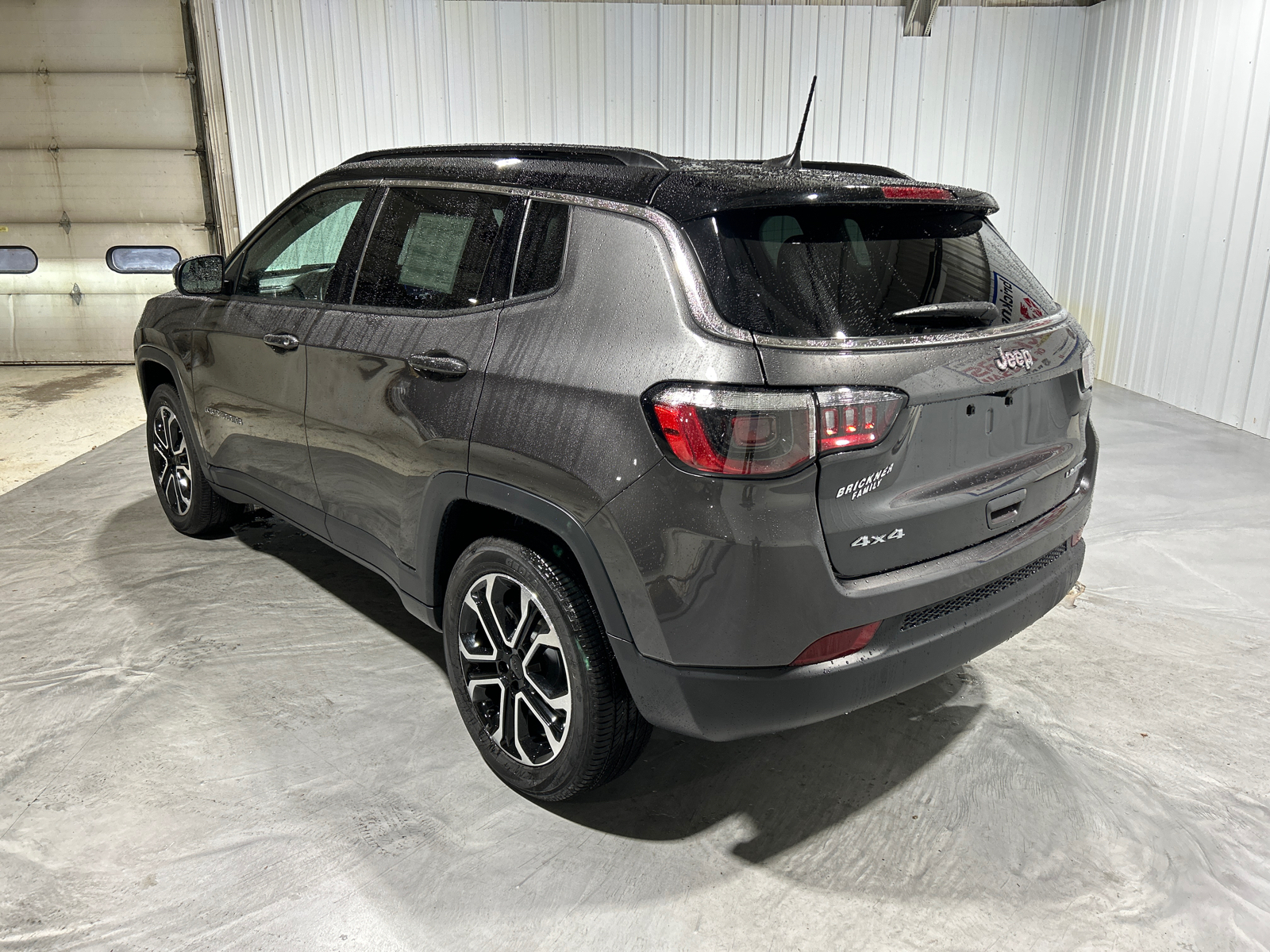 2022 Jeep Compass Limited 3