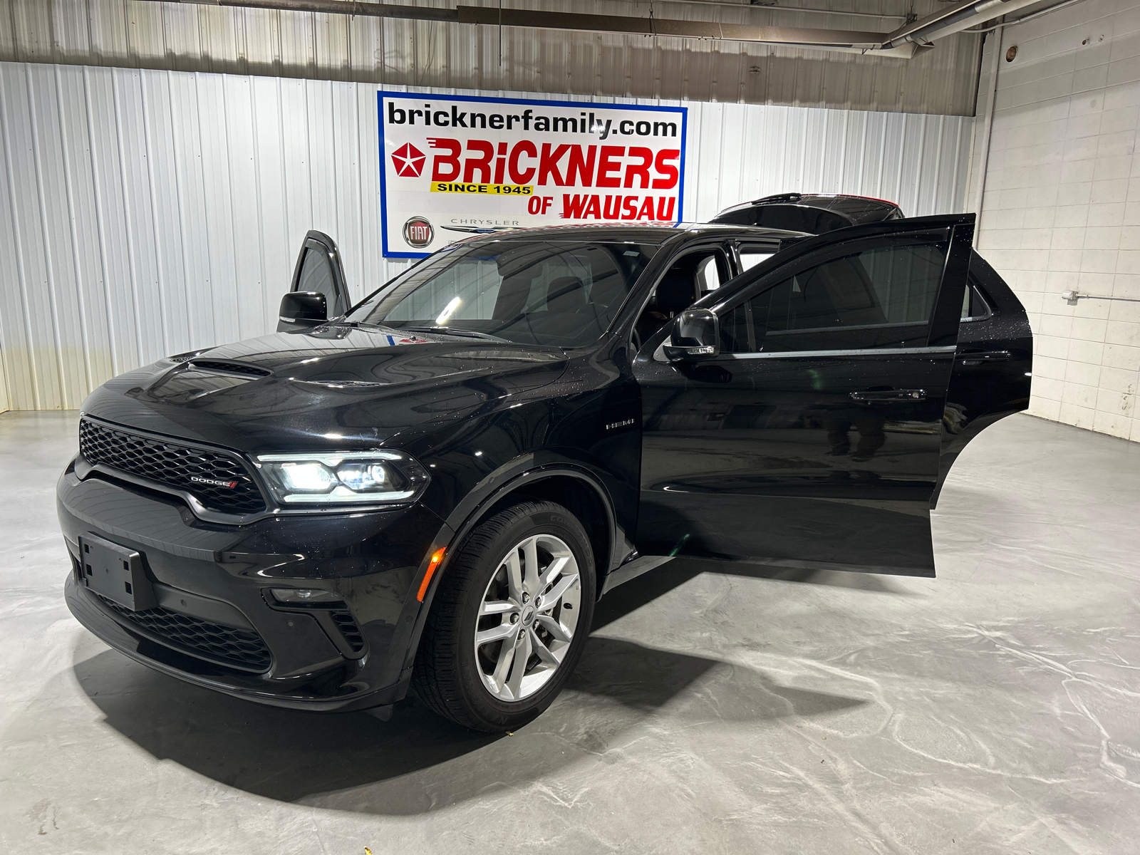 2022 Dodge Durango R/T 12