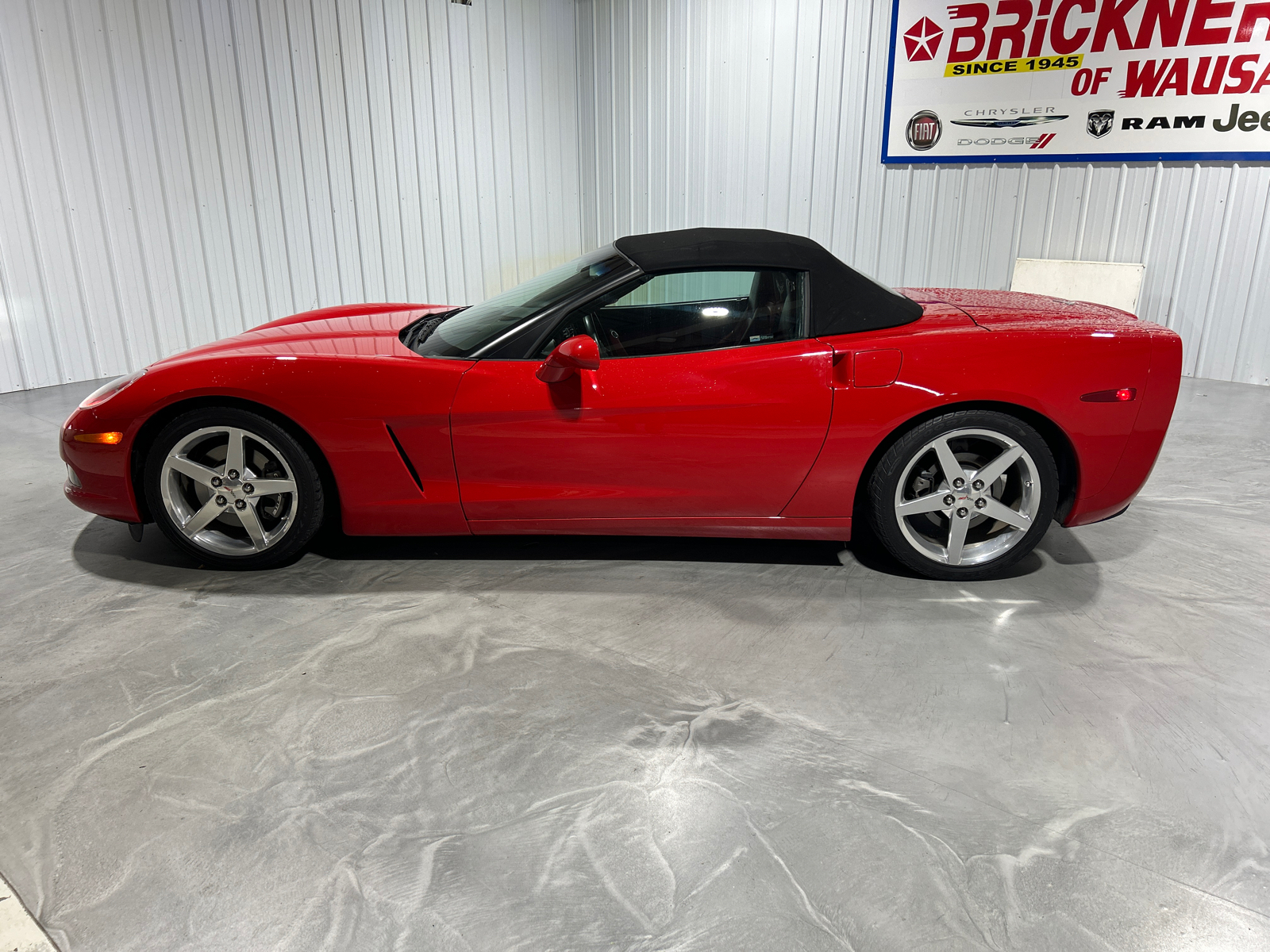 2005 Chevrolet Corvette Base 2