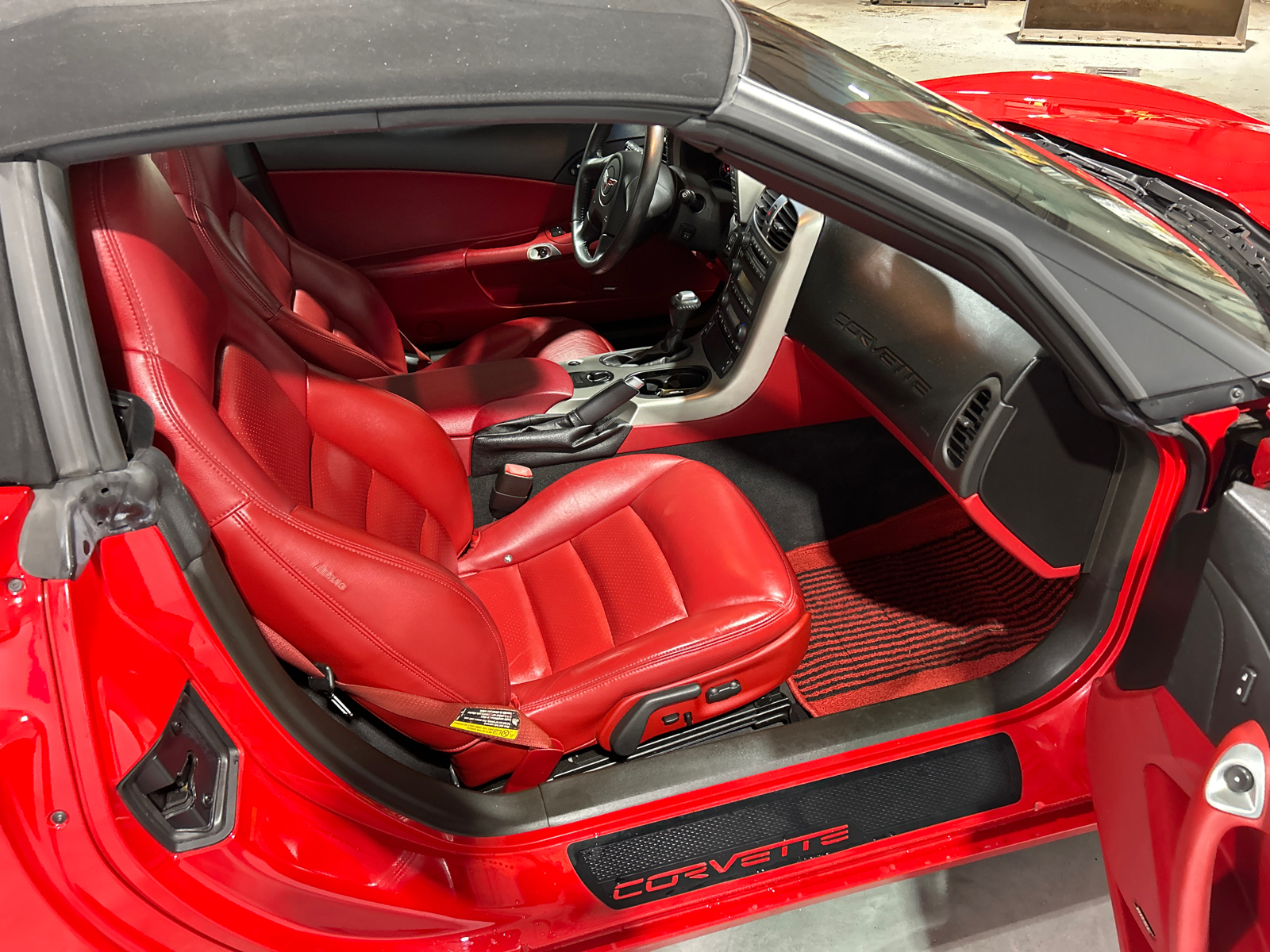 2005 Chevrolet Corvette Base 15