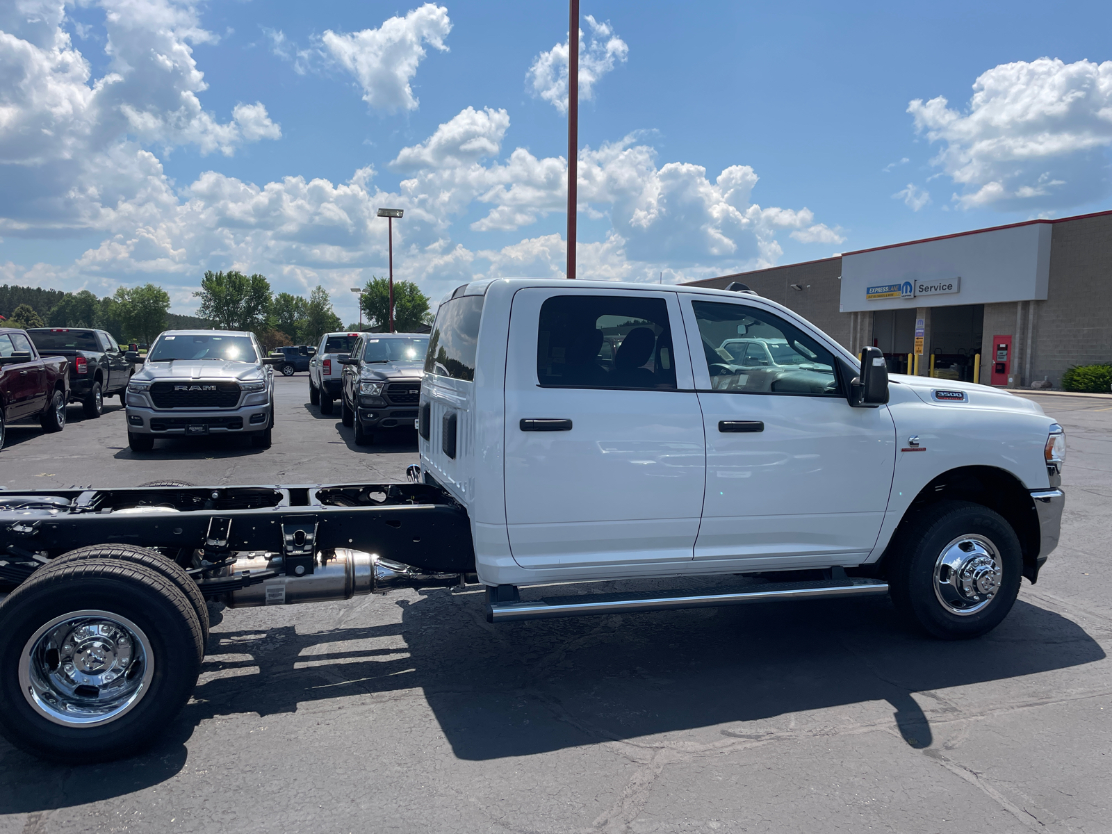 2024 Ram 3500 Tradesman 9