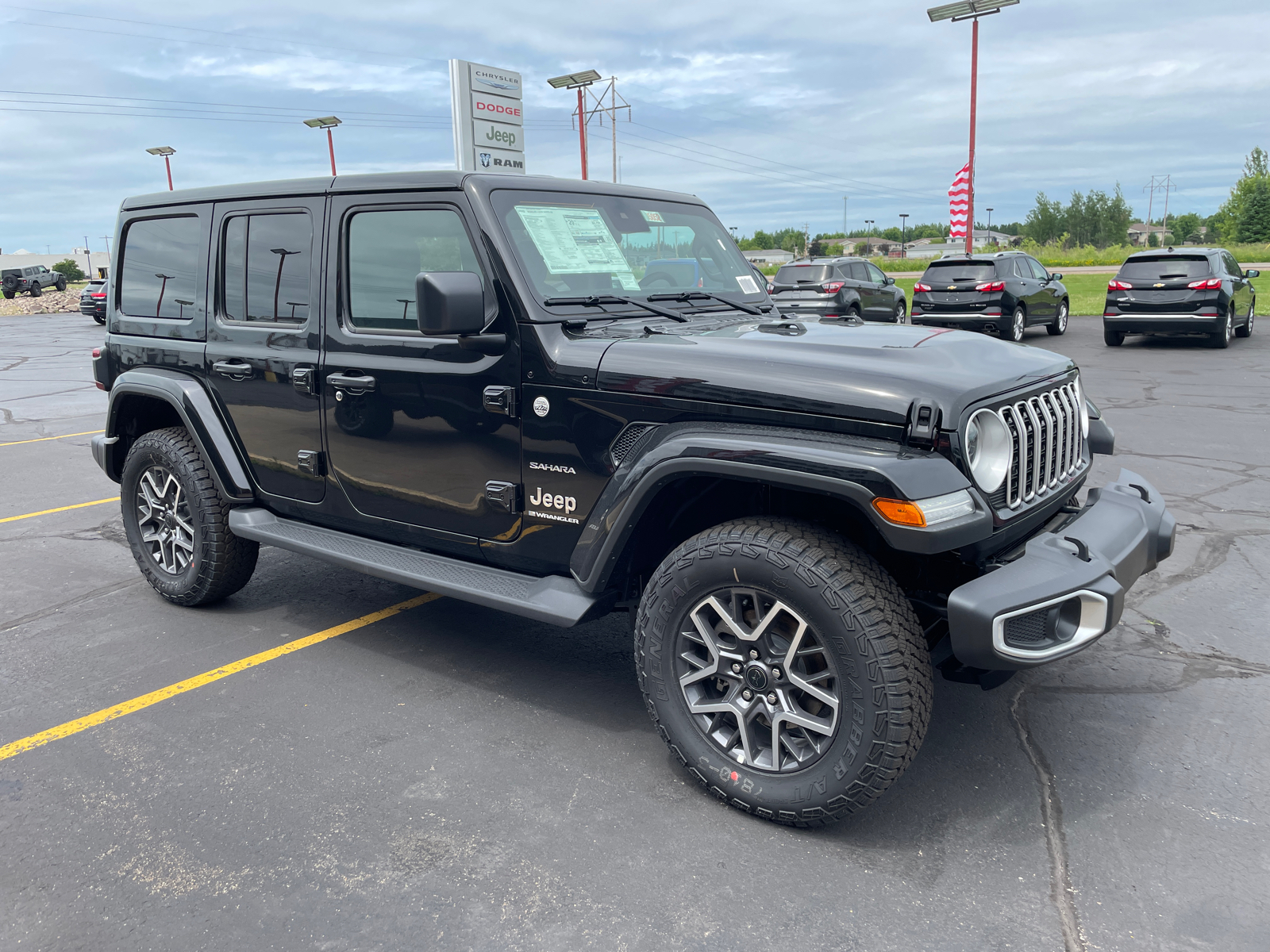 2024 Jeep Wrangler Sahara 10