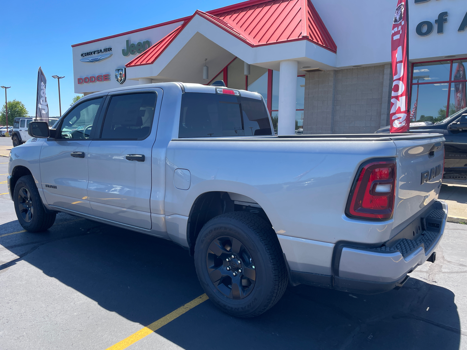 2025 Ram 1500 Tradesman 6