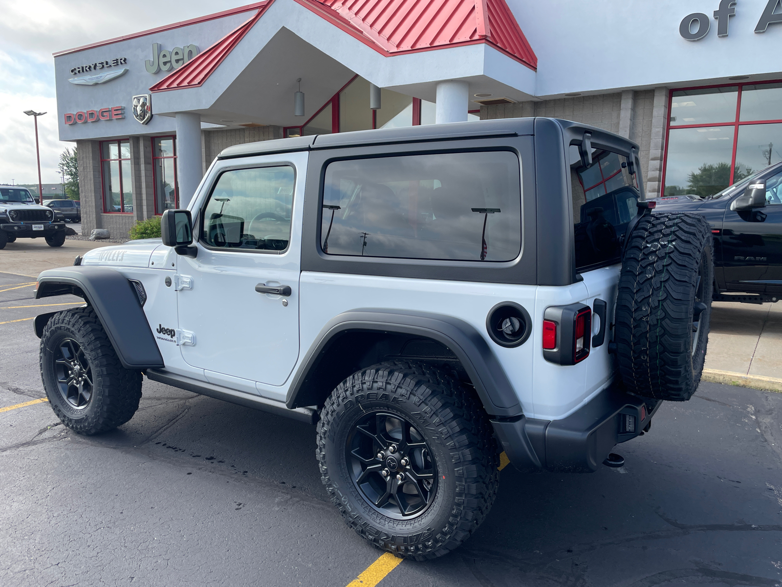 2024 Jeep Wrangler Willys 6