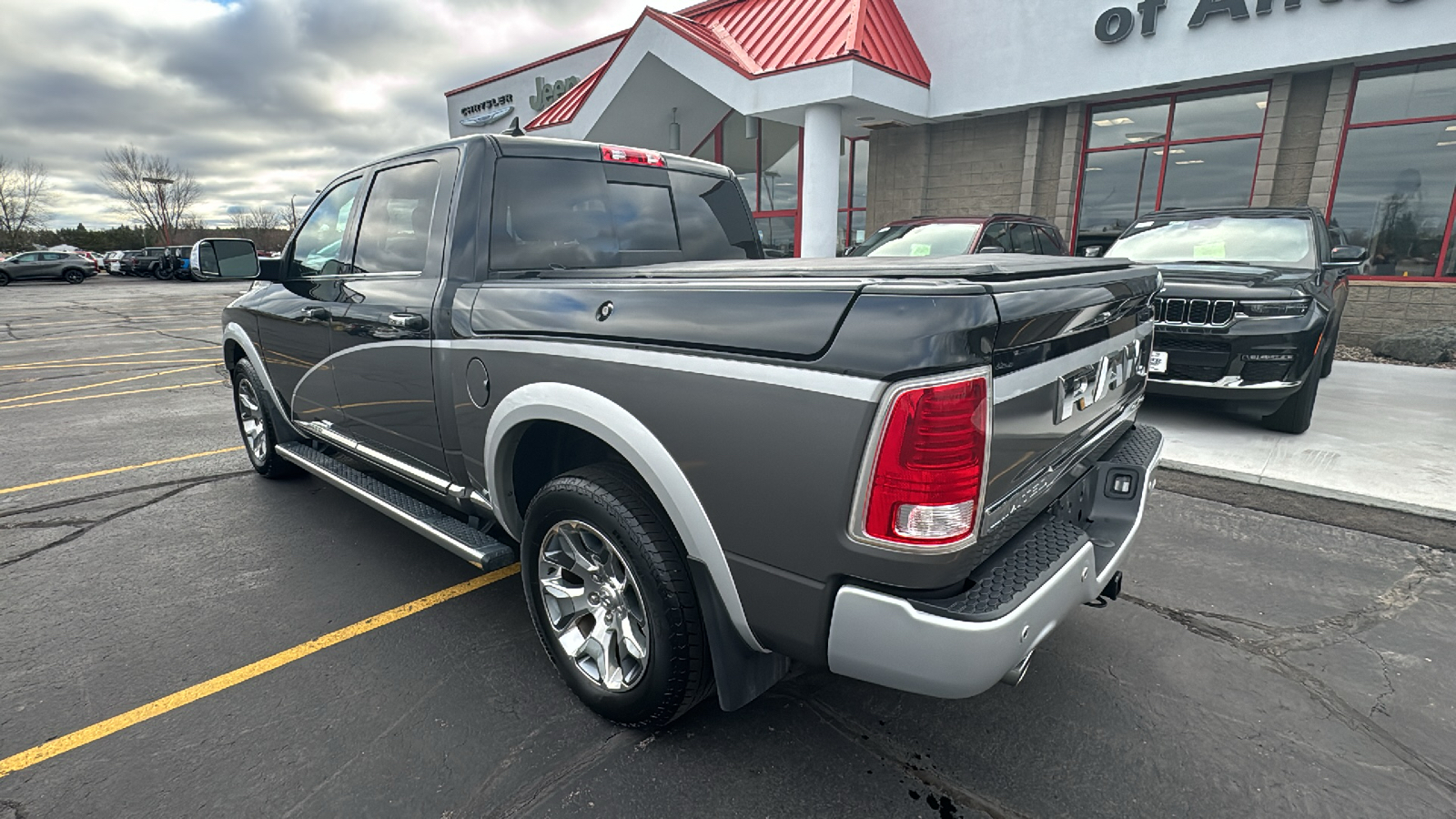 2017 Ram 1500 Limited Crew 4x4 7