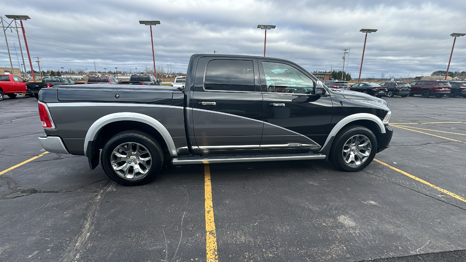 2017 Ram 1500 Limited Crew 4x4 12