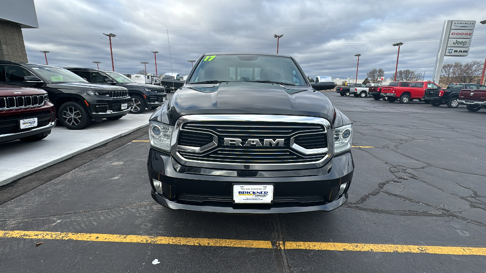 2017 Ram 1500 Limited Crew 4x4 13