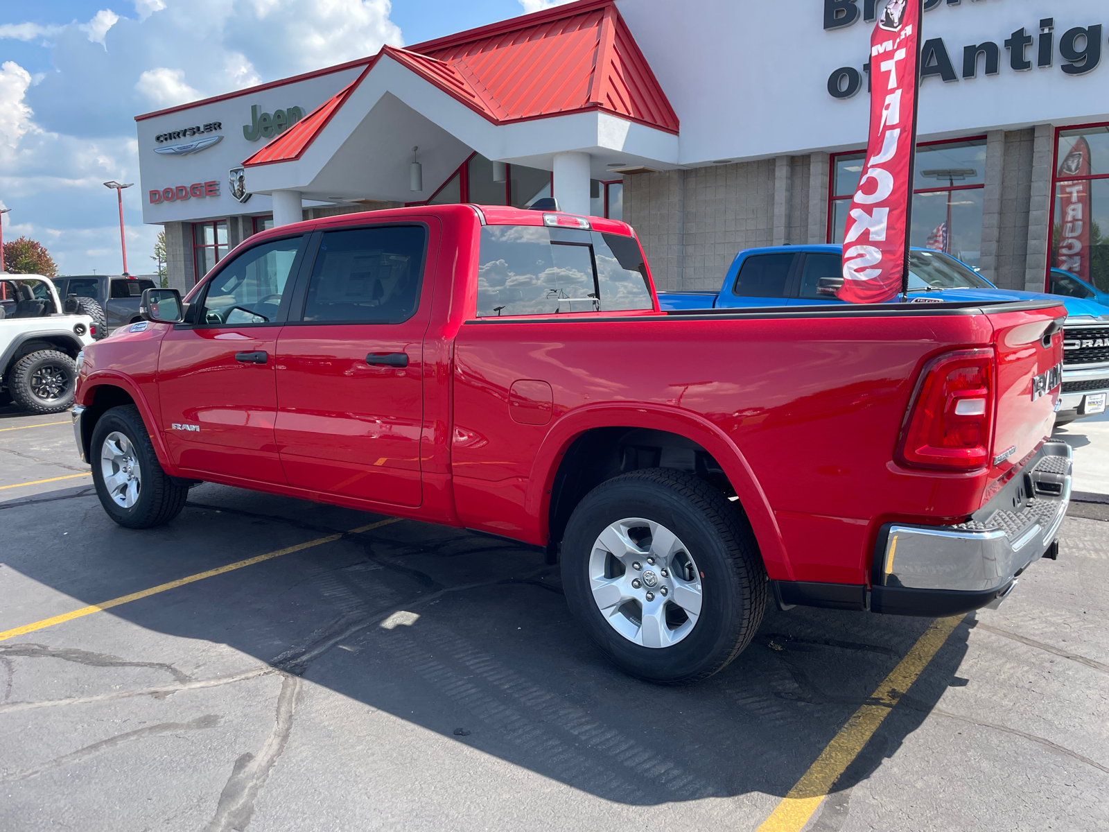 2025 Ram 1500 Big Horn Crew 4x4 64 bed 6