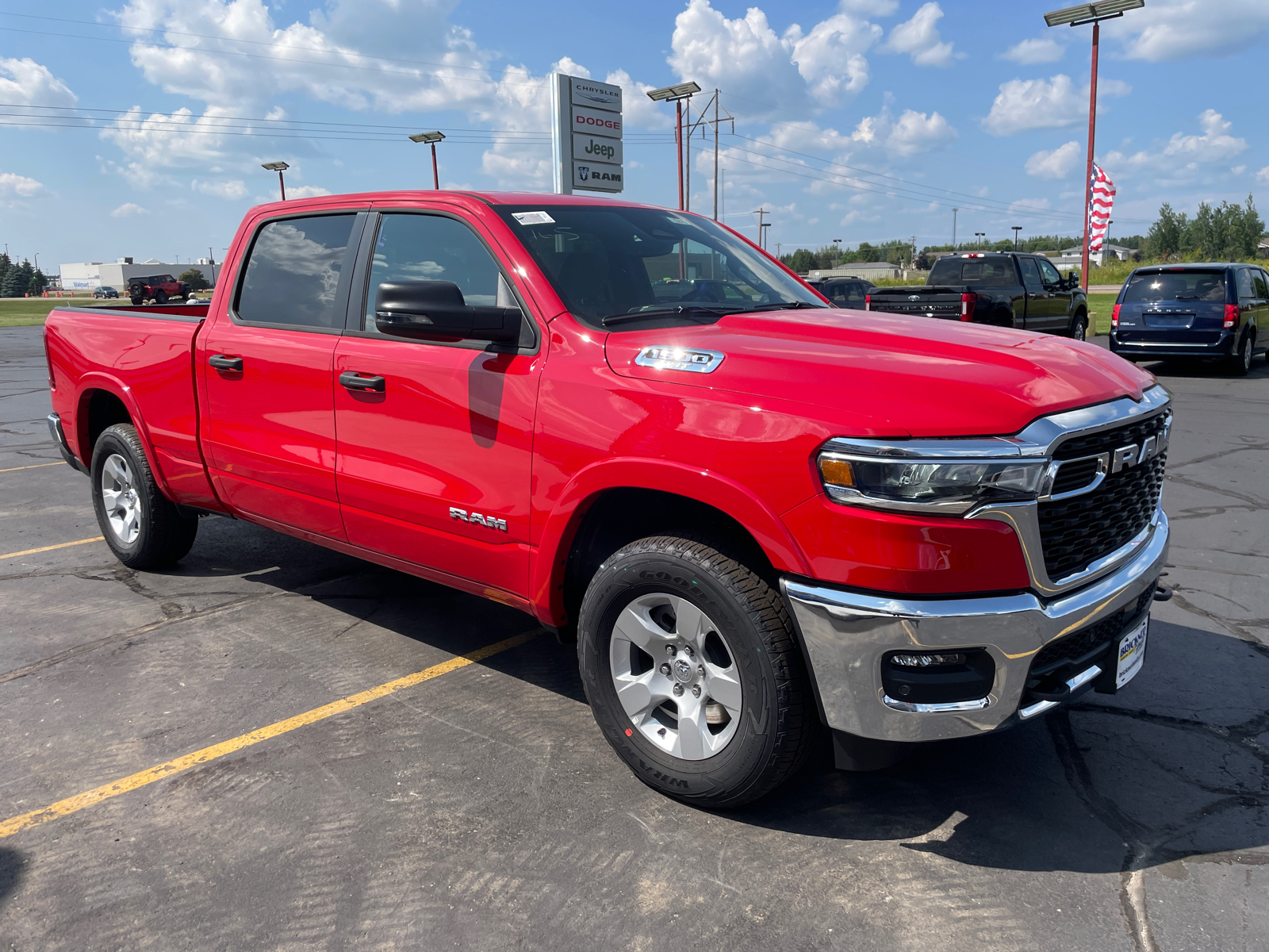 2025 Ram 1500 Big Horn Crew 4x4 64 bed 10