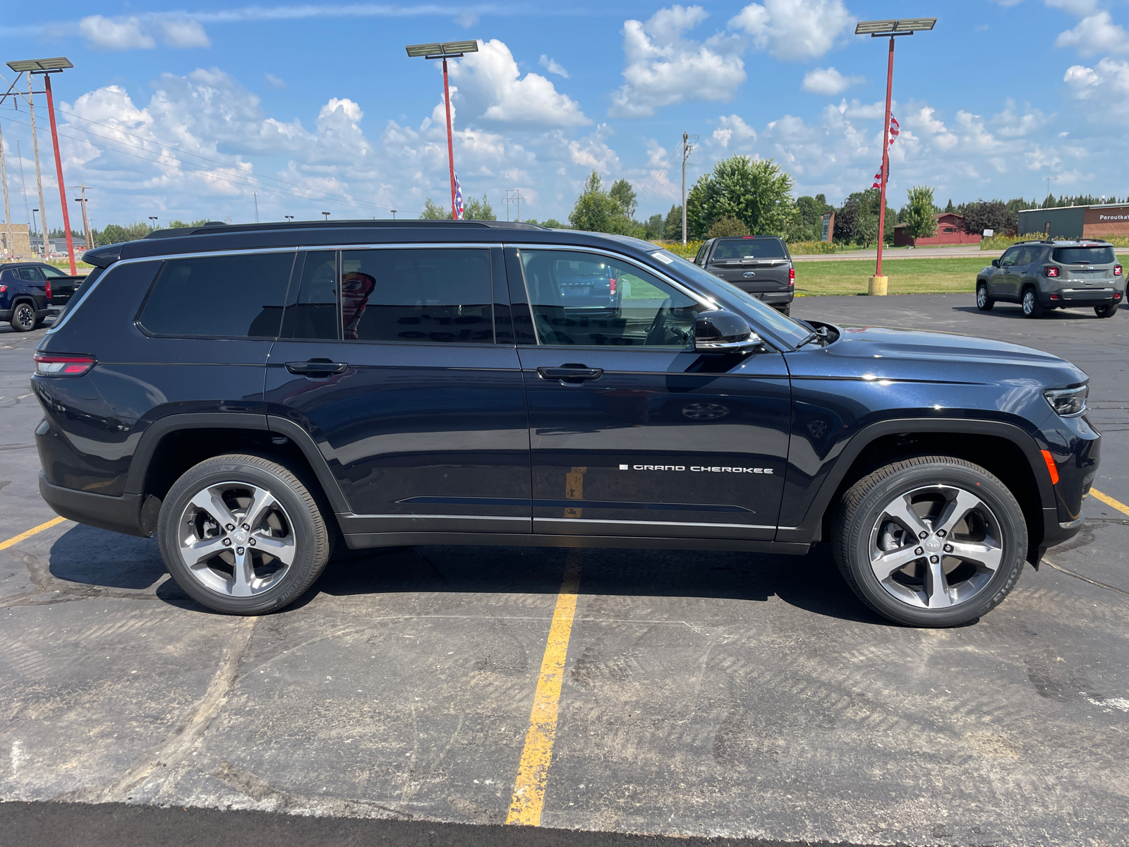 2024 Jeep Grand Cherokee L Limited 9