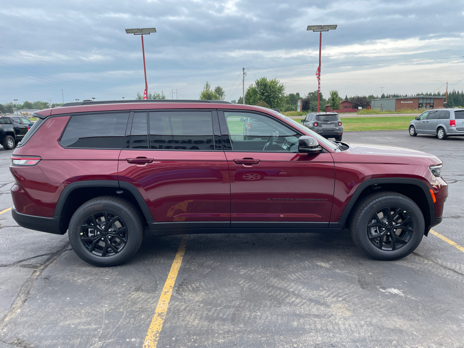 2024 Jeep Grand Cherokee L Altitude X 8