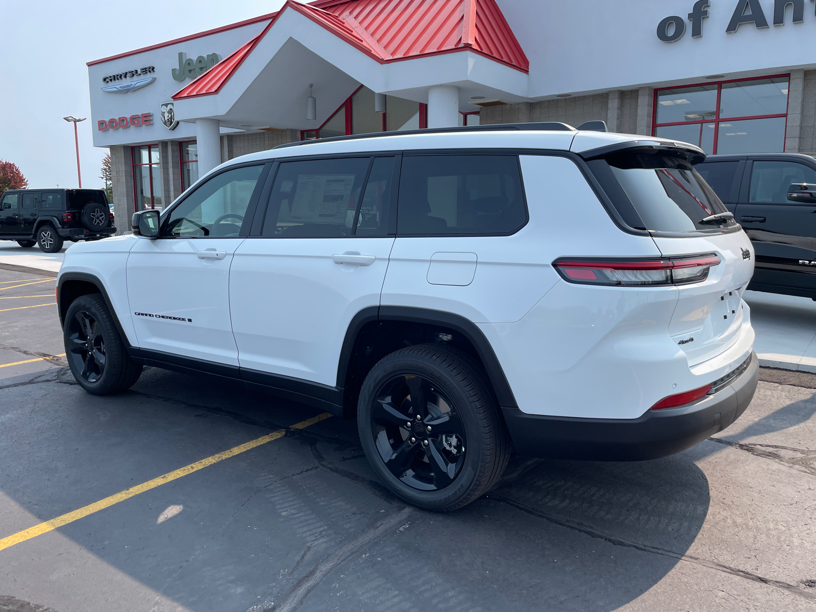 2024 Jeep Grand Cherokee L Limited 5