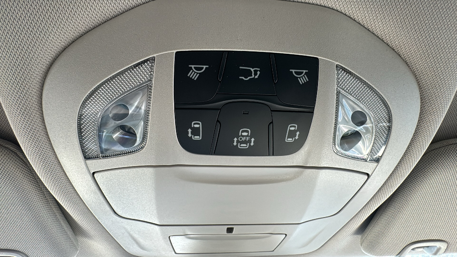 2024 Chrysler Pacifica Touring L 16