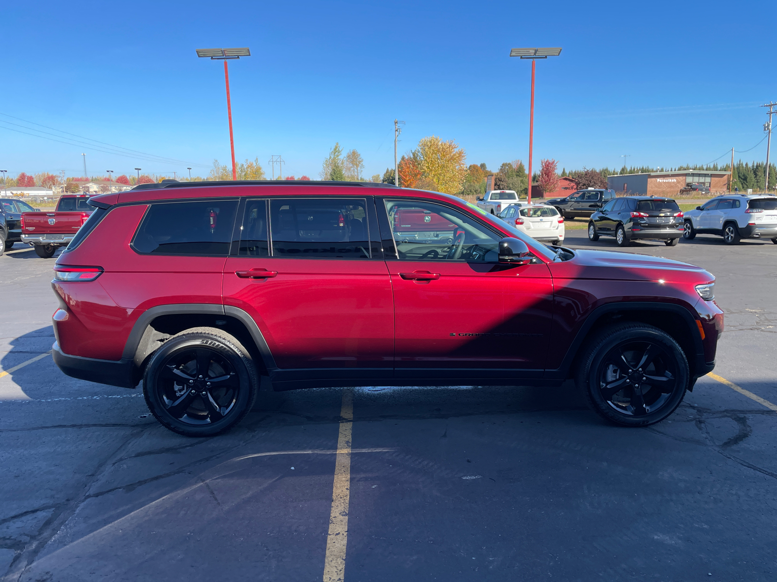 2024 Jeep Grand Cherokee L Altitude 8