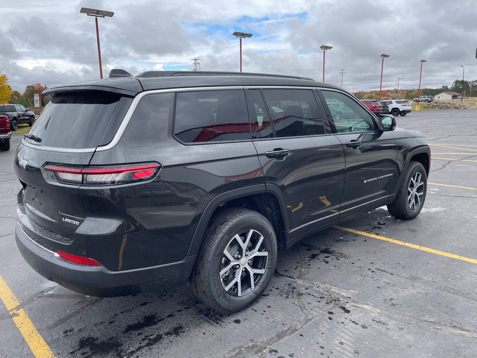 2025 Jeep Grand Cherokee L Limited 8