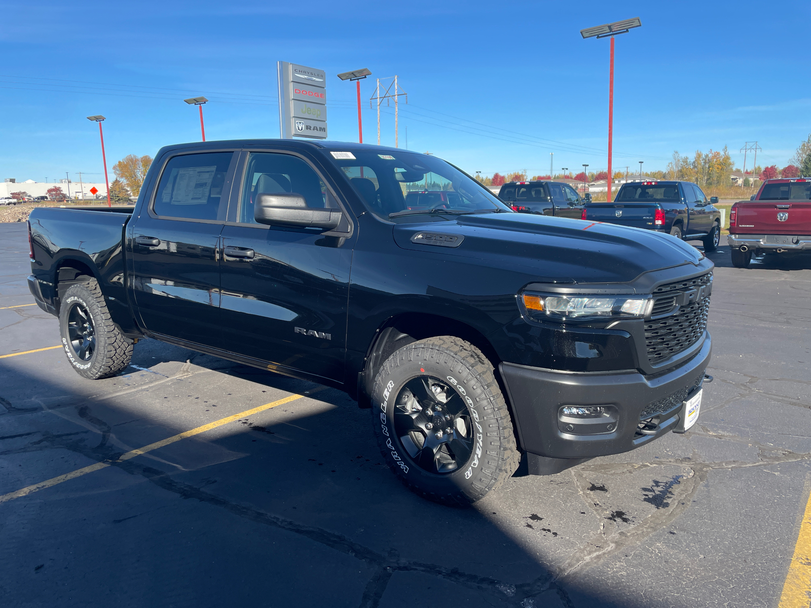 2025 Ram 1500 Warlock Crew 4x4 10