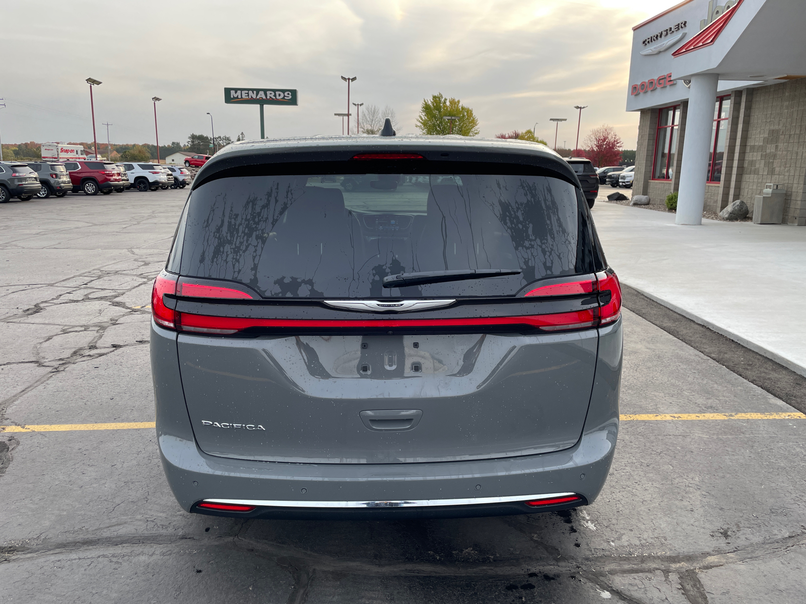 2025 Chrysler Pacifica Select FWD 6