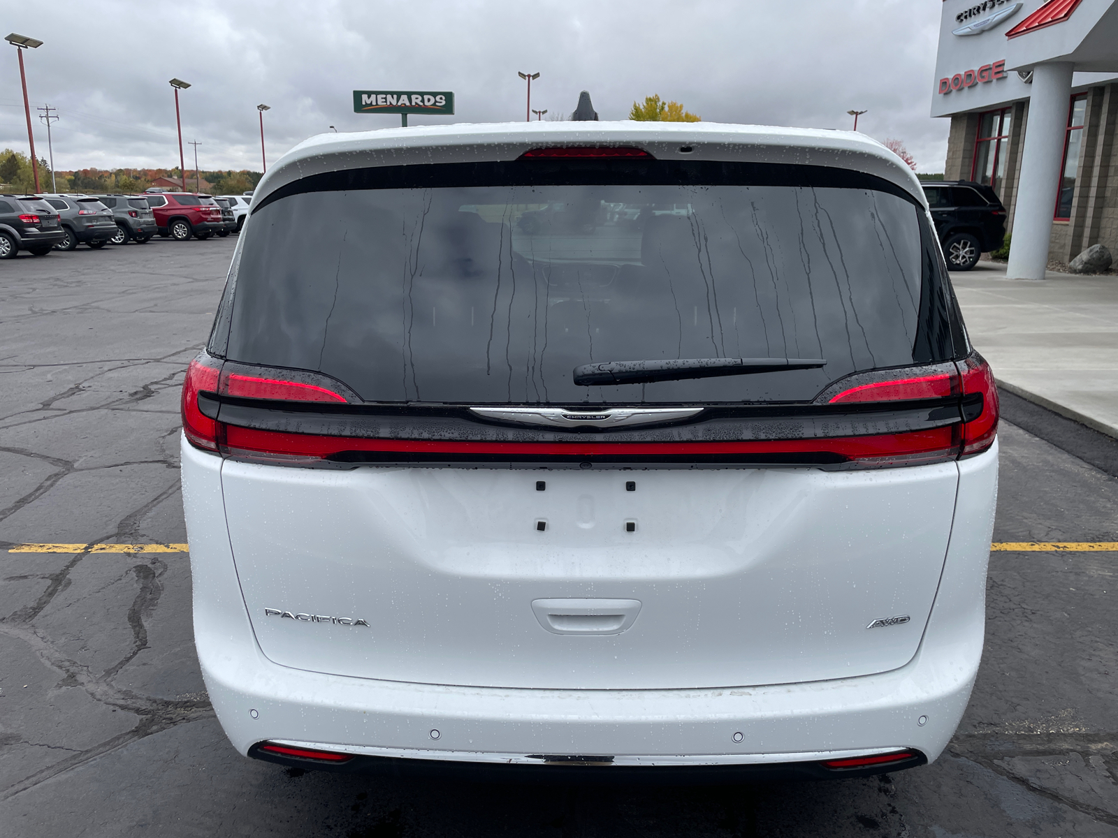 2025 Chrysler Pacifica Select AWD 6