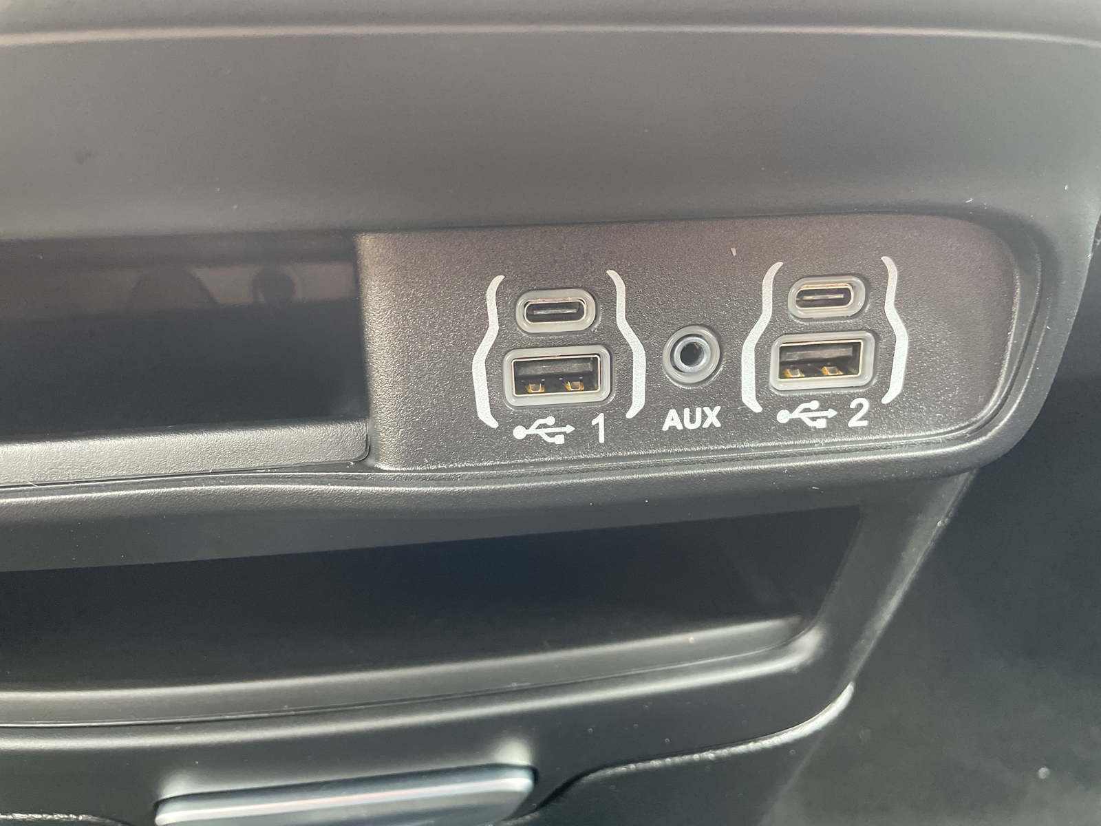 2025 Chrysler Pacifica Select AWD 26