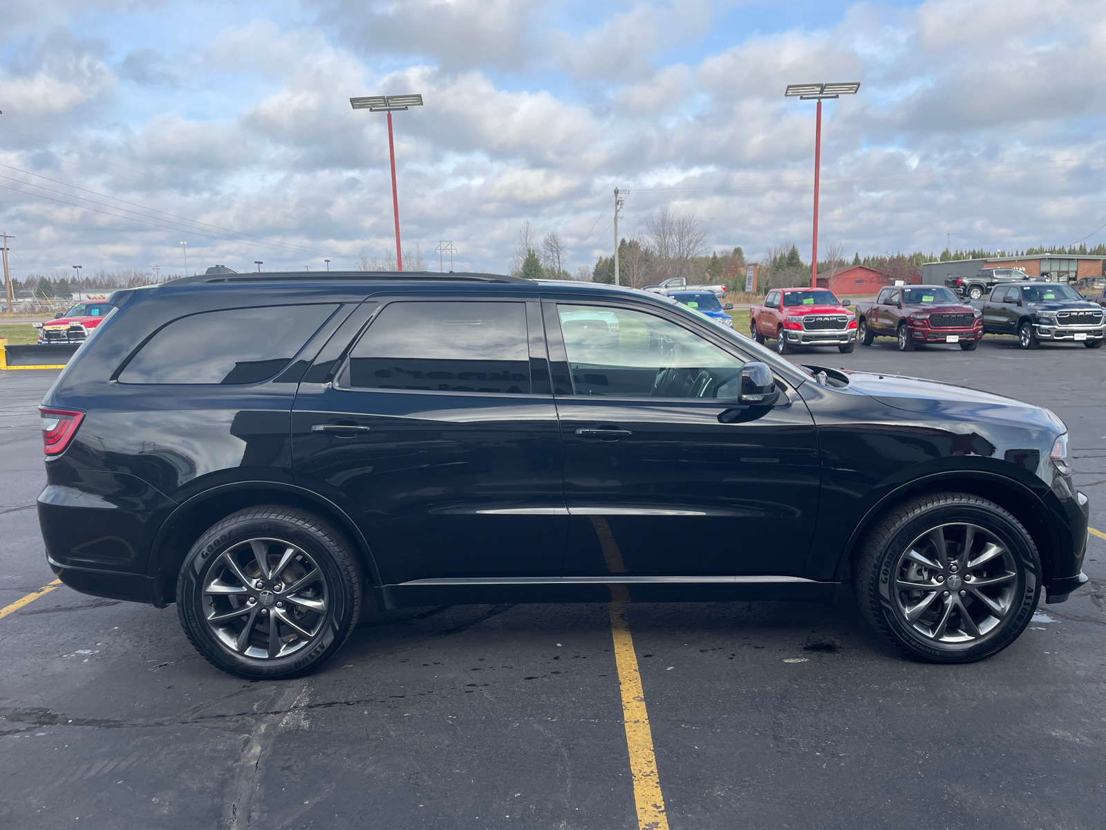 2017 Dodge Durango GT AWD 9