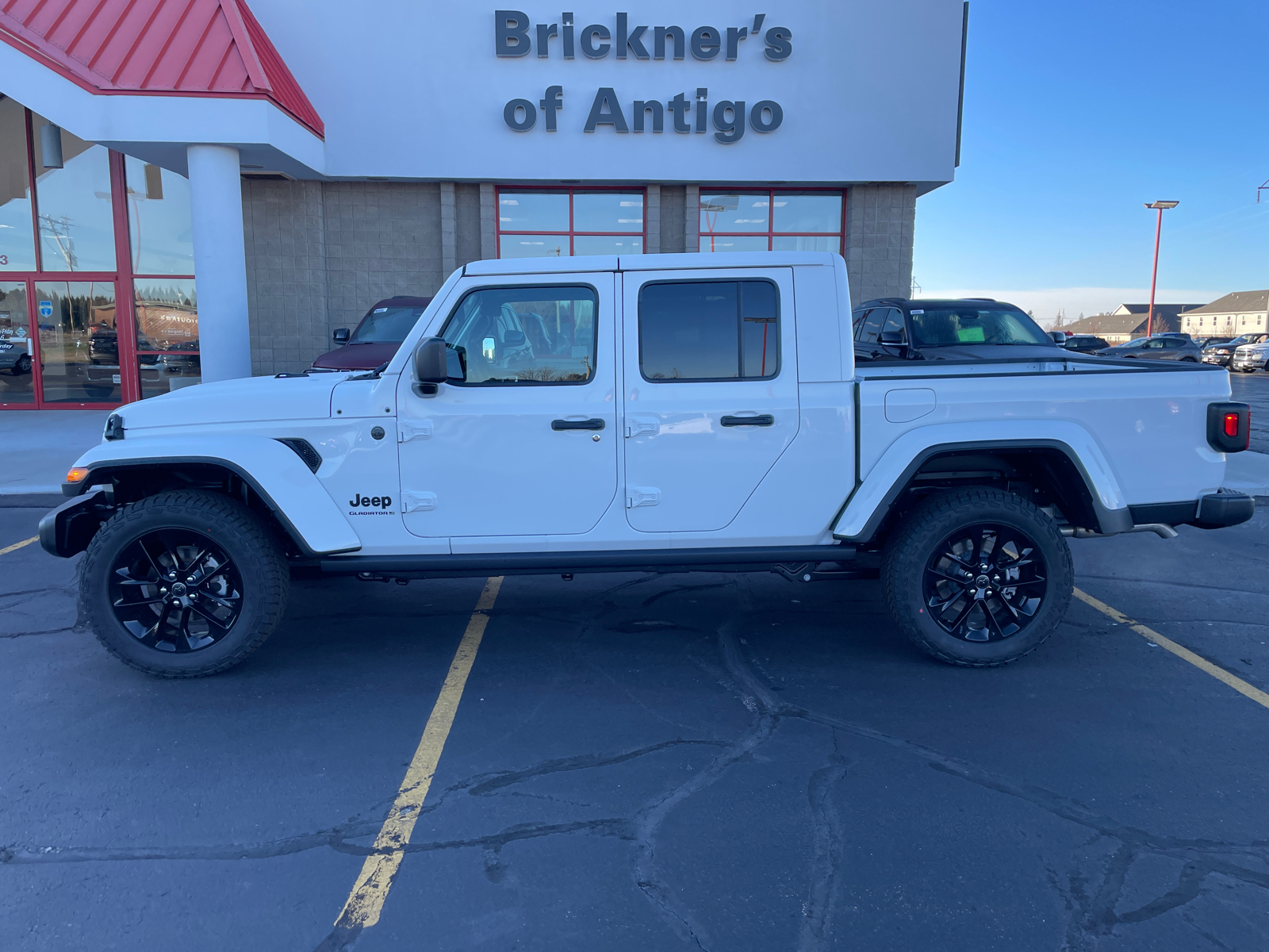 2025 Jeep Gladiator Nighthawk 5