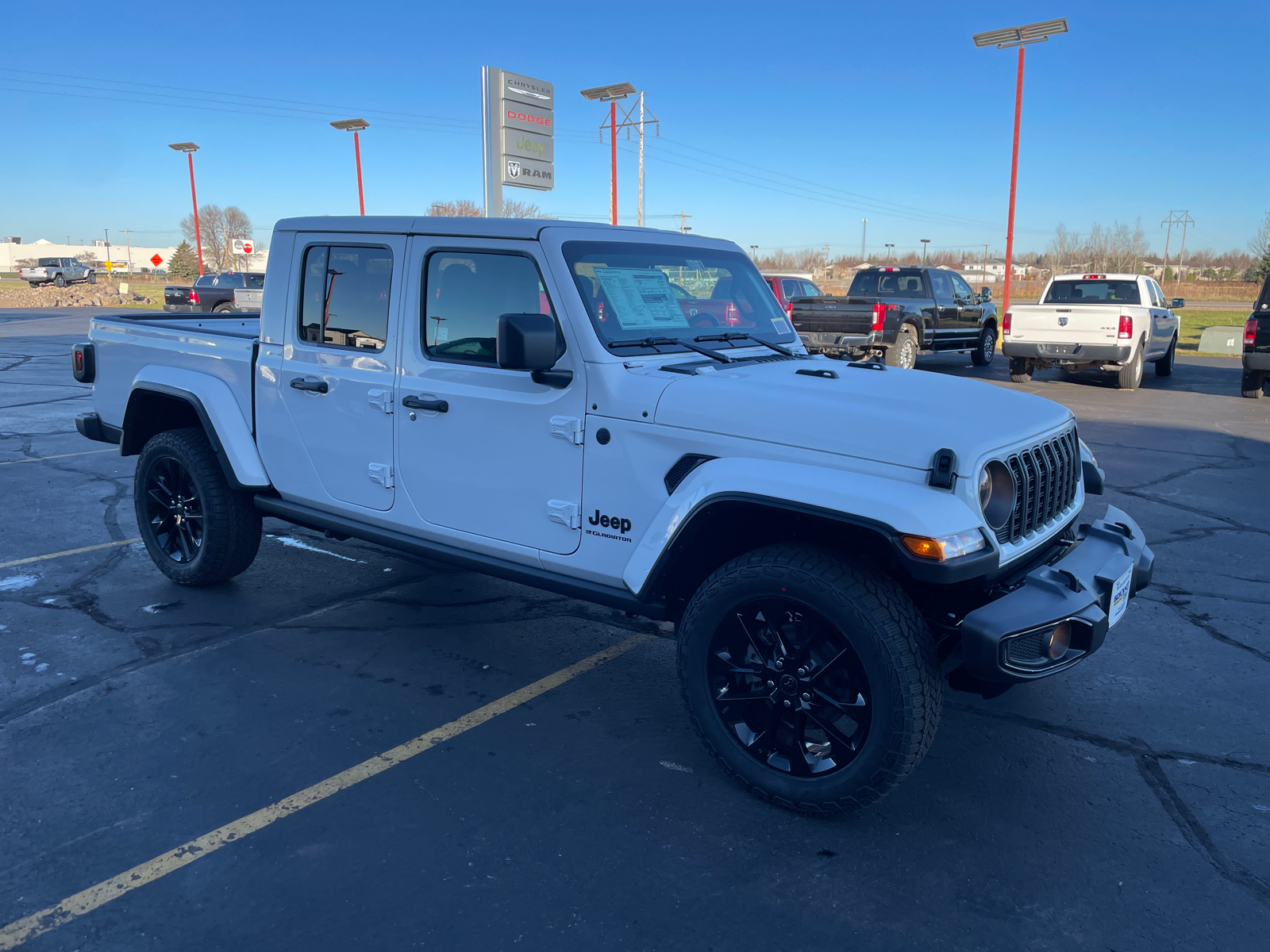 2025 Jeep Gladiator Nighthawk 10