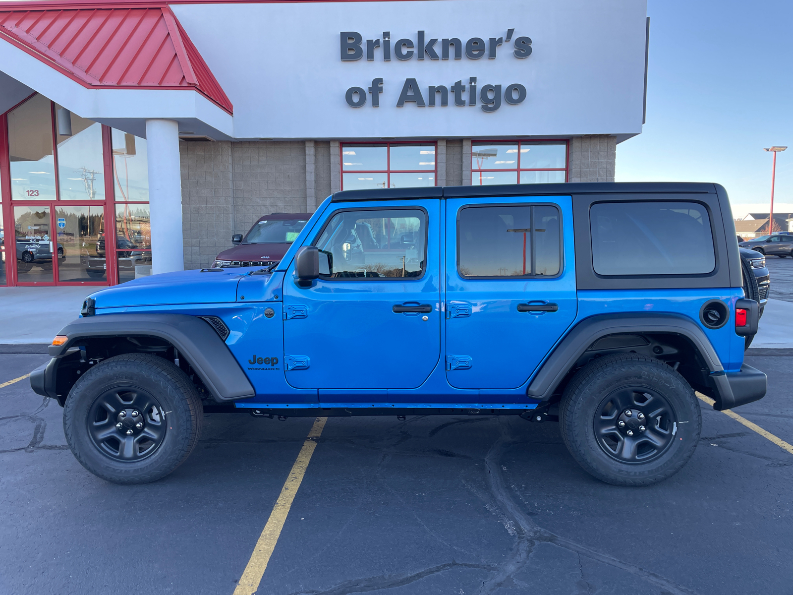 2025 Jeep Wrangler Sport 4Dr 6