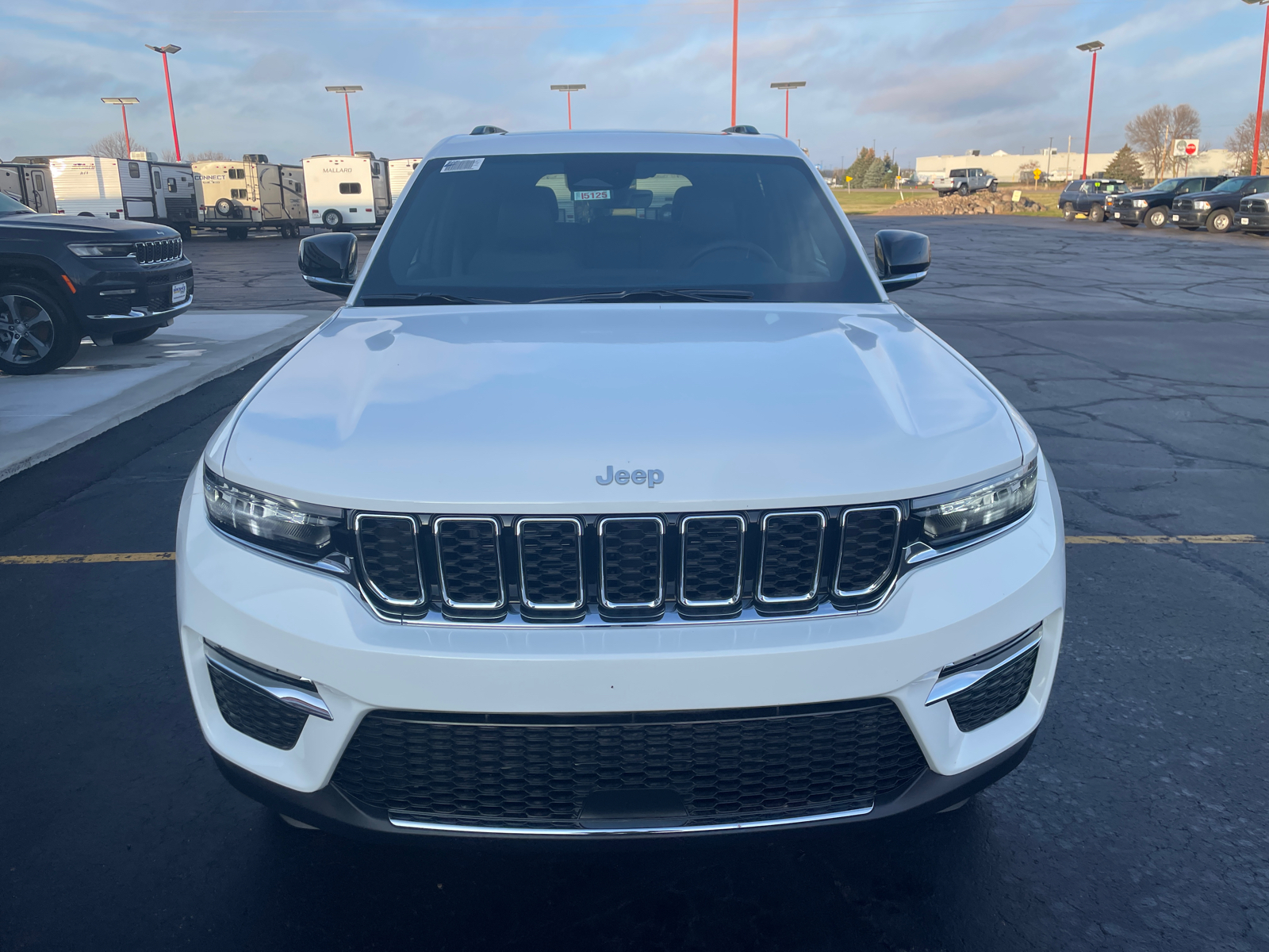 2025 Jeep Grand Cherokee Limited 4x4 11