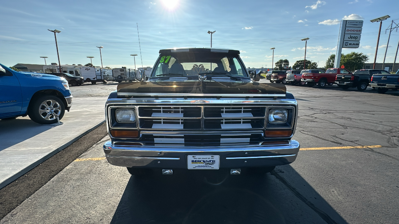 1987 Dodge Ramcharger 150 9