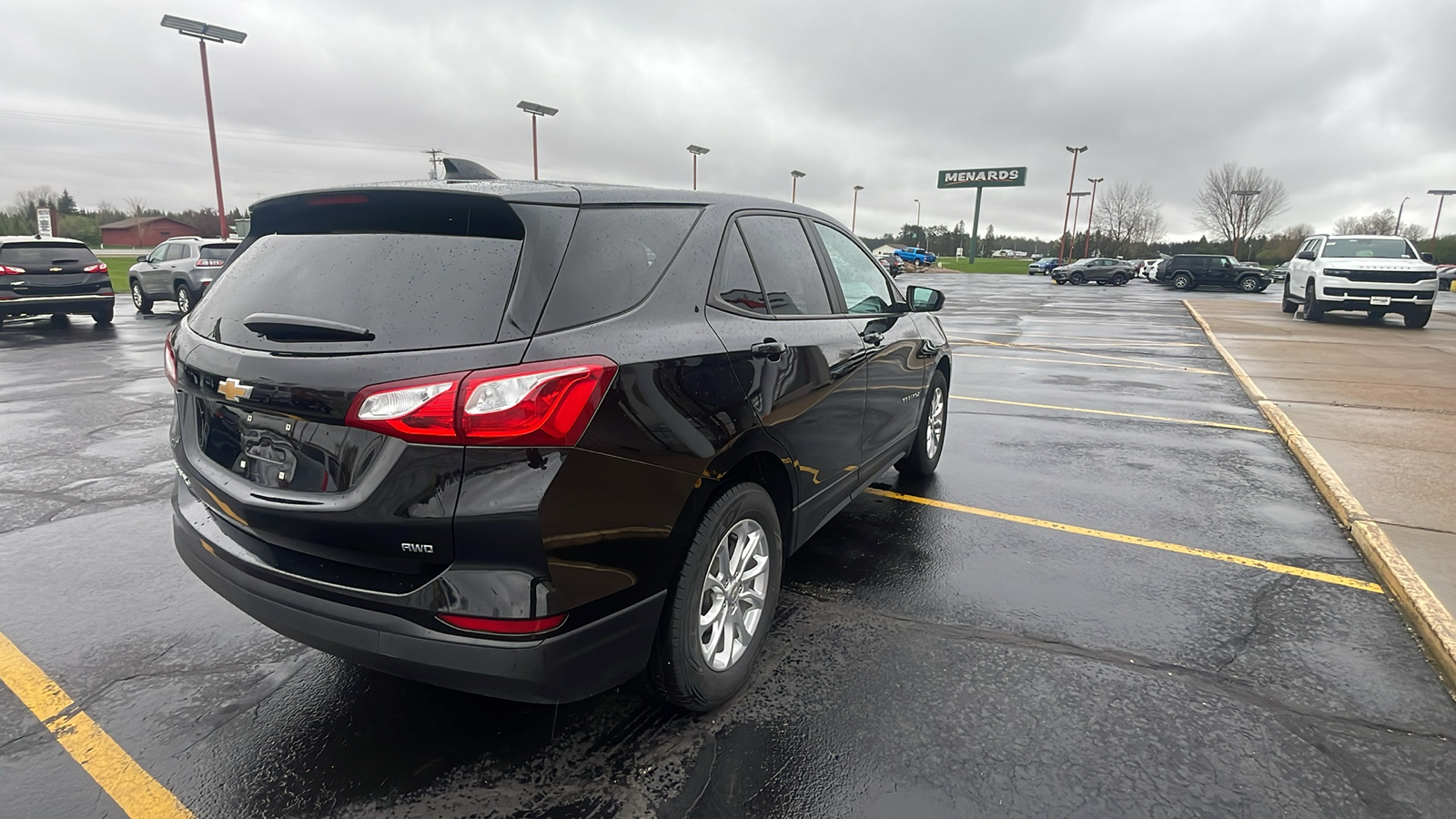 2020 Chevrolet Equinox LS AWD 10