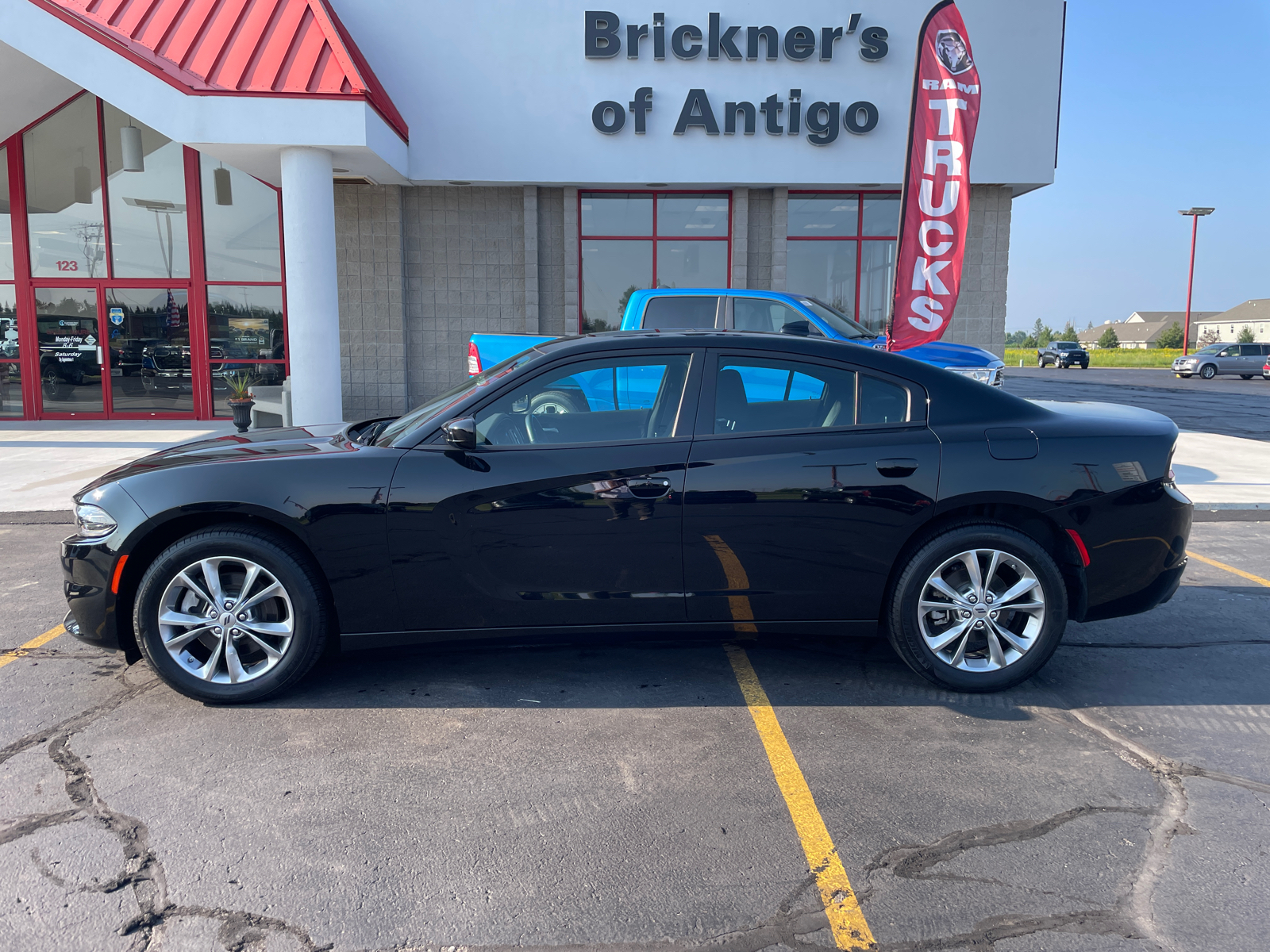 2022 Dodge Charger SXT 4