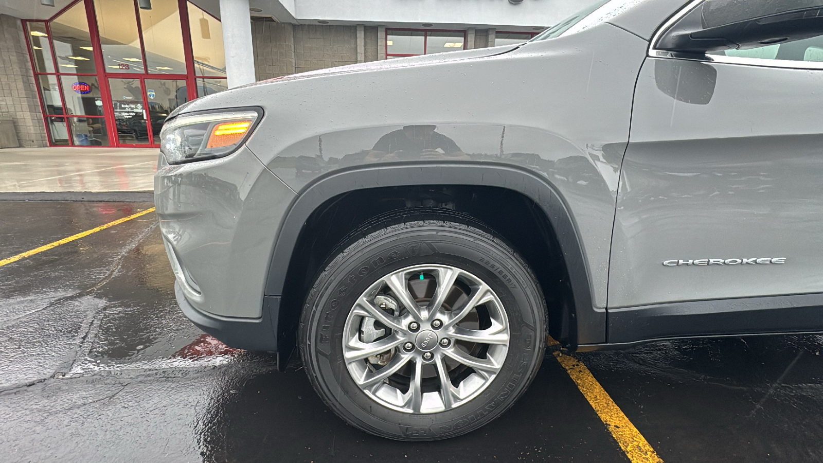 2021 Jeep Cherokee Latitude Plus 2