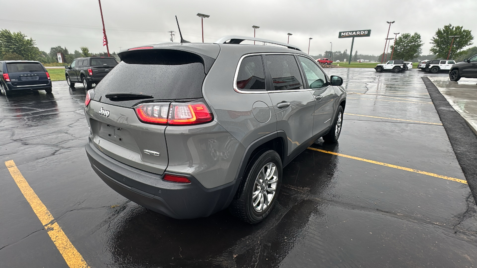 2021 Jeep Cherokee Latitude Plus 10